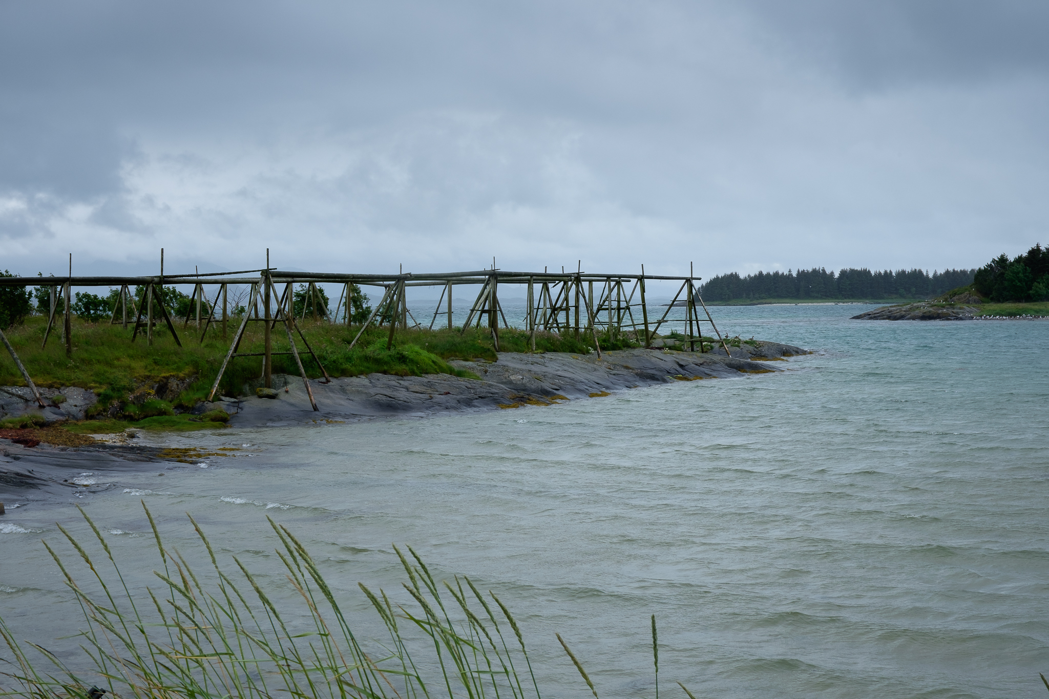 Storslått natur med hvite strender lokker turister fra inn- og utland til opplevelsesferie i nord.