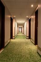 For å gjøre det lettere å orientere seg er det valgt ulike farger til korridorene i de ulike etasjene.