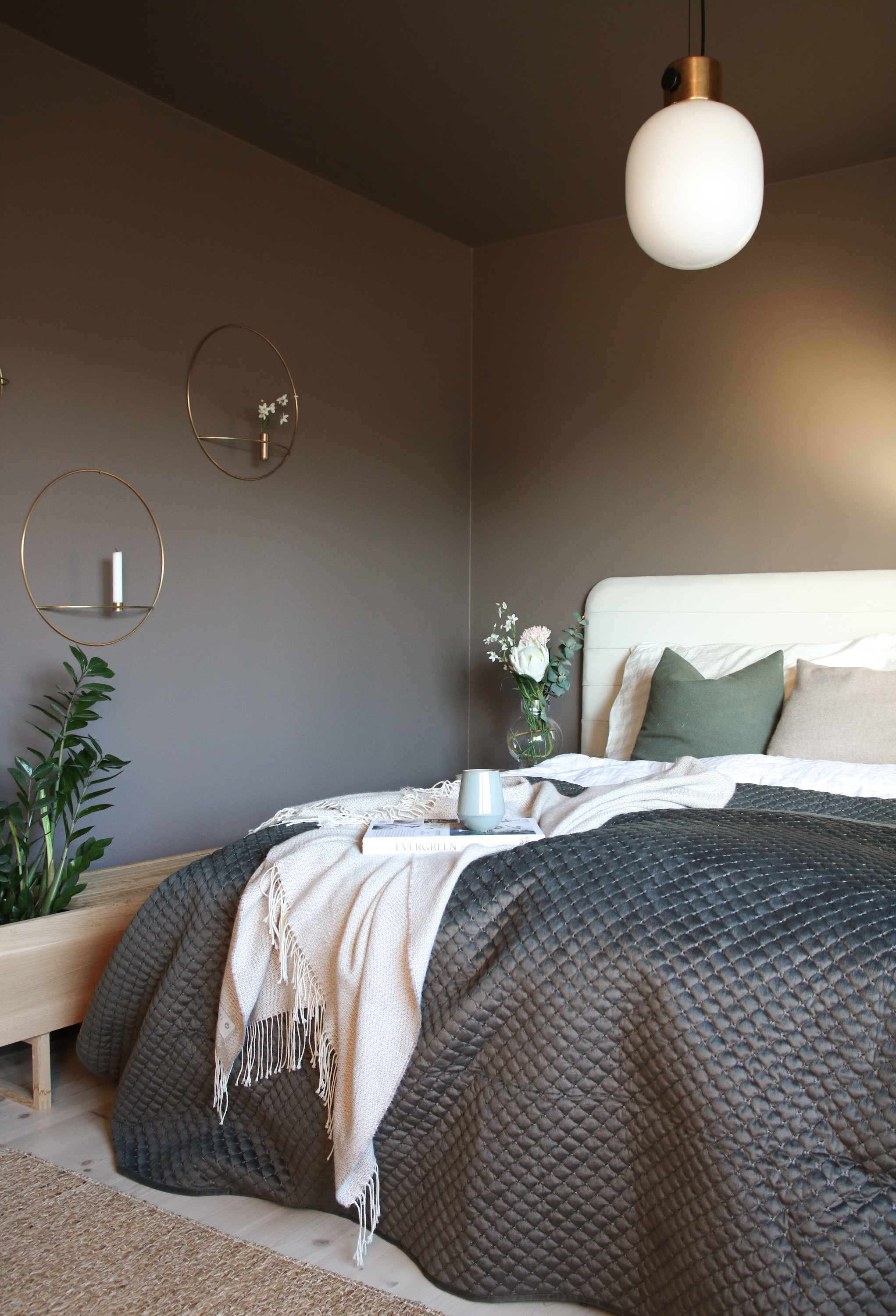 Fargen Gunder i ultramatt glans