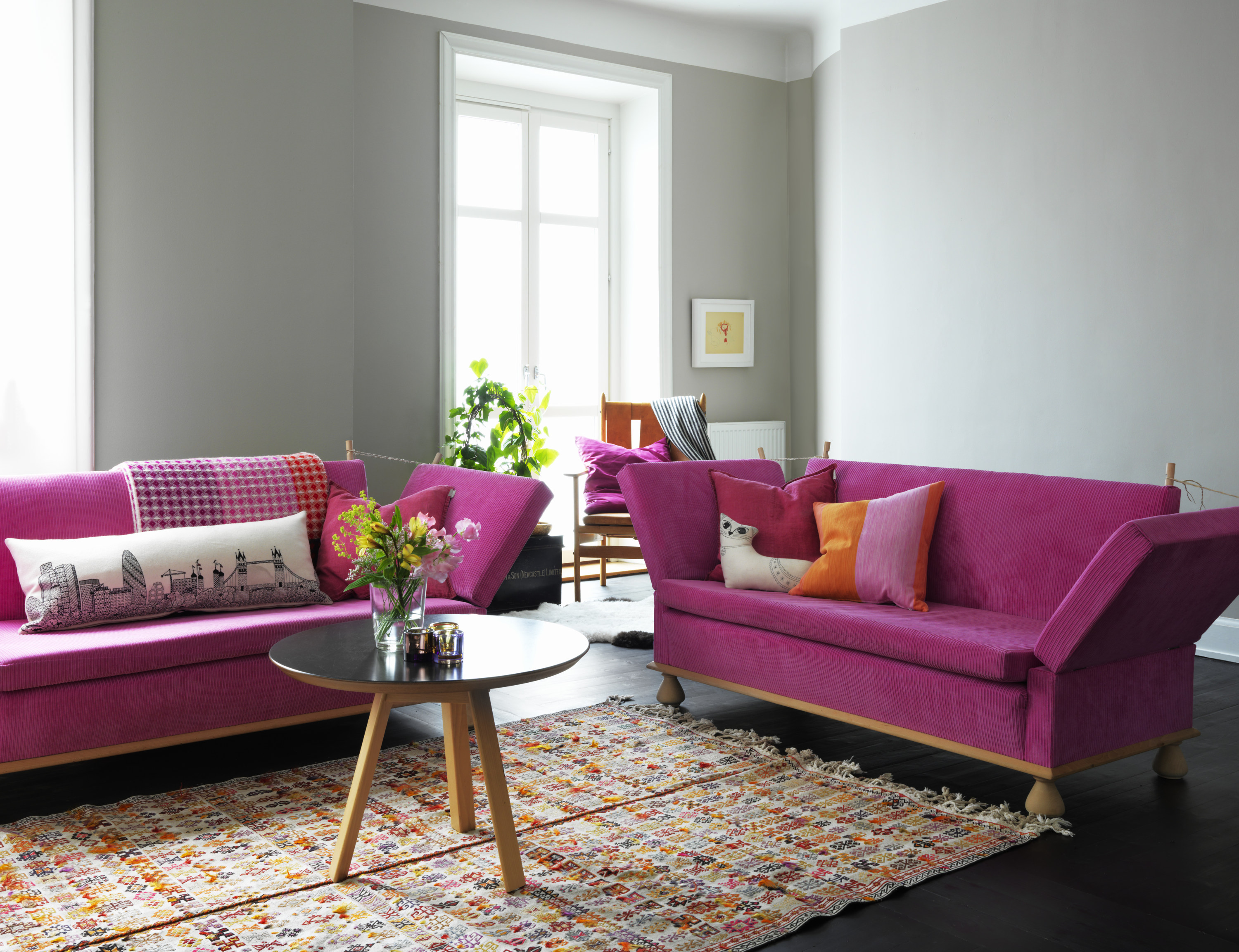 La den øverste delen av veggen ha samme farge som taket. Foto: Beckers