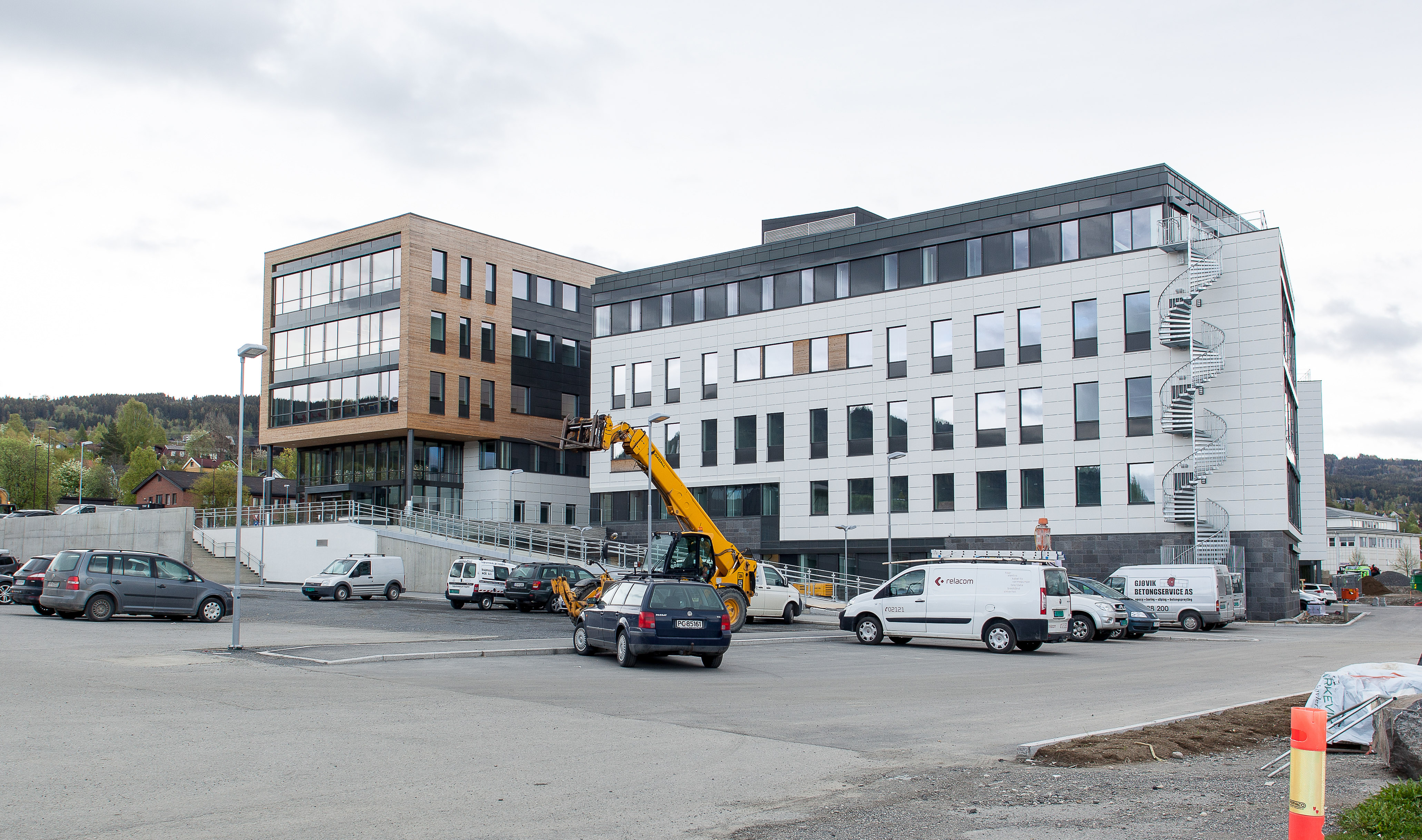Rosenlund bydelsenter - Trosset vær og vind