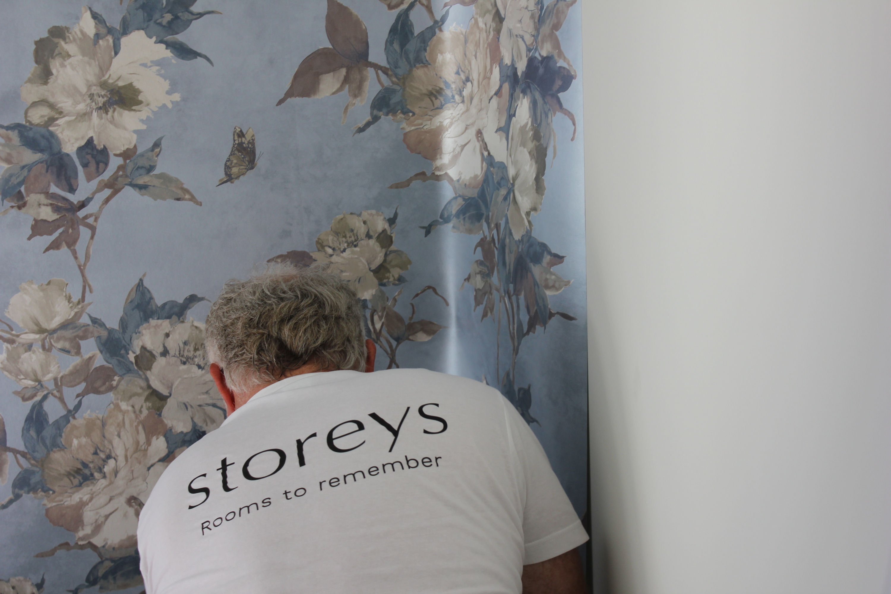 Roar Aune, ruller tapet