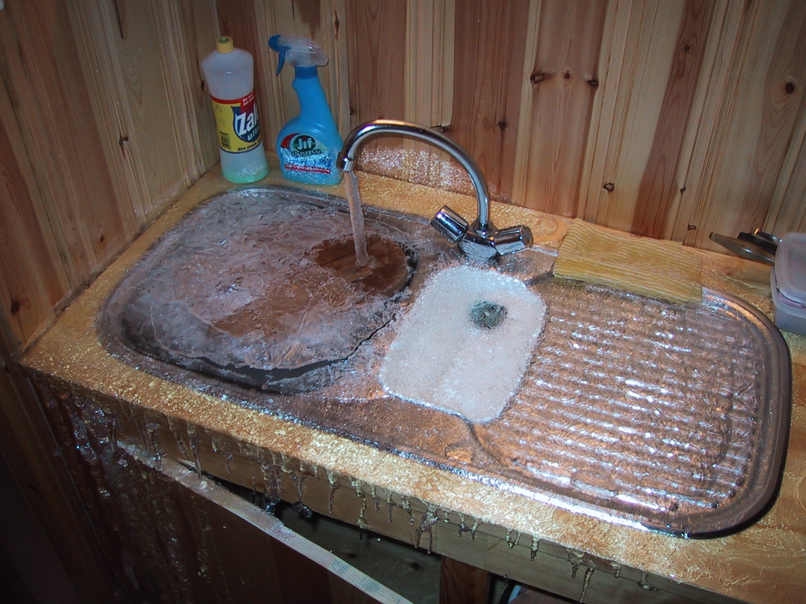 vannskader, vannlekkasje, vannskadekostnader