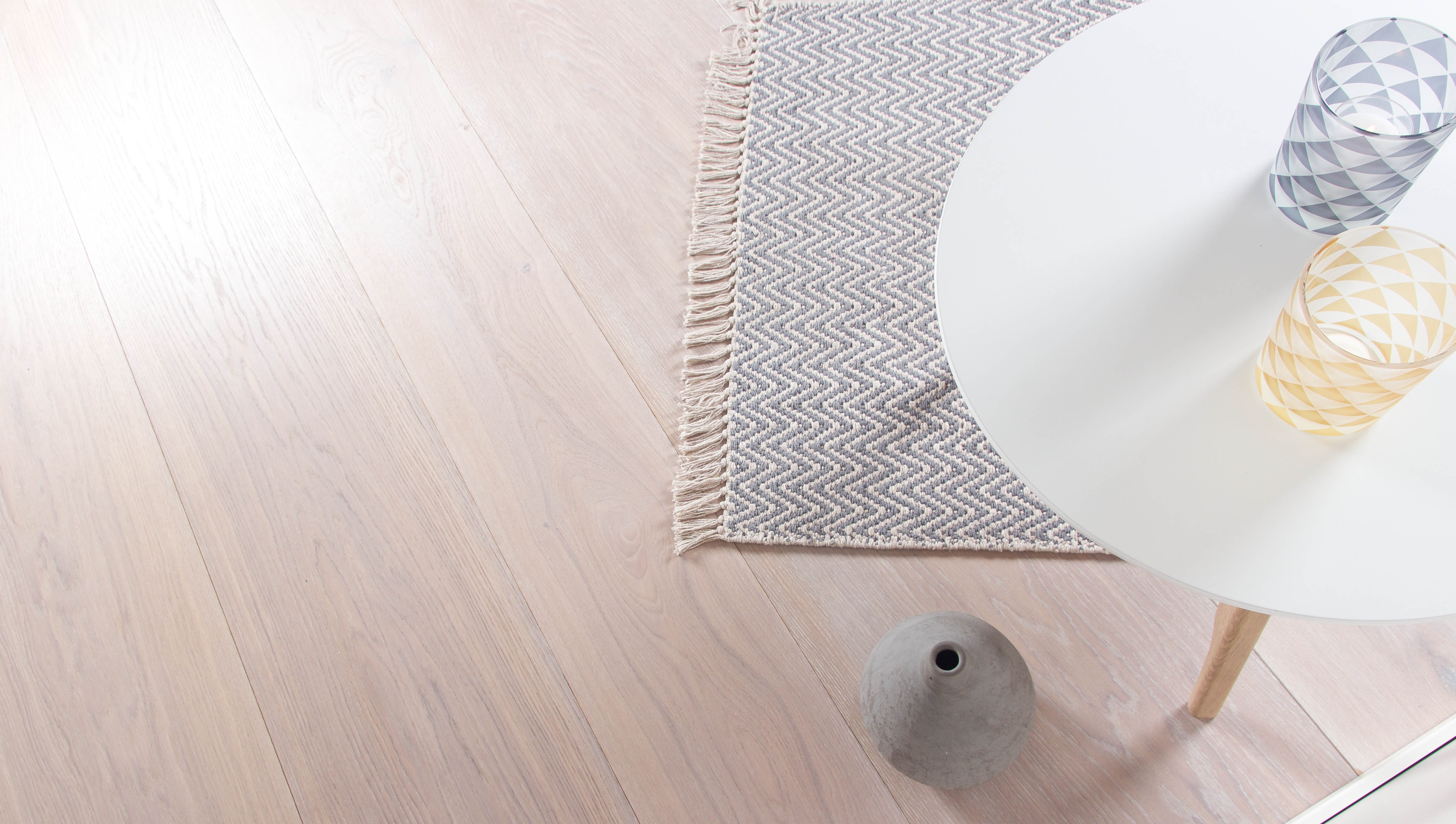 Vi har lyst på lyse gulv