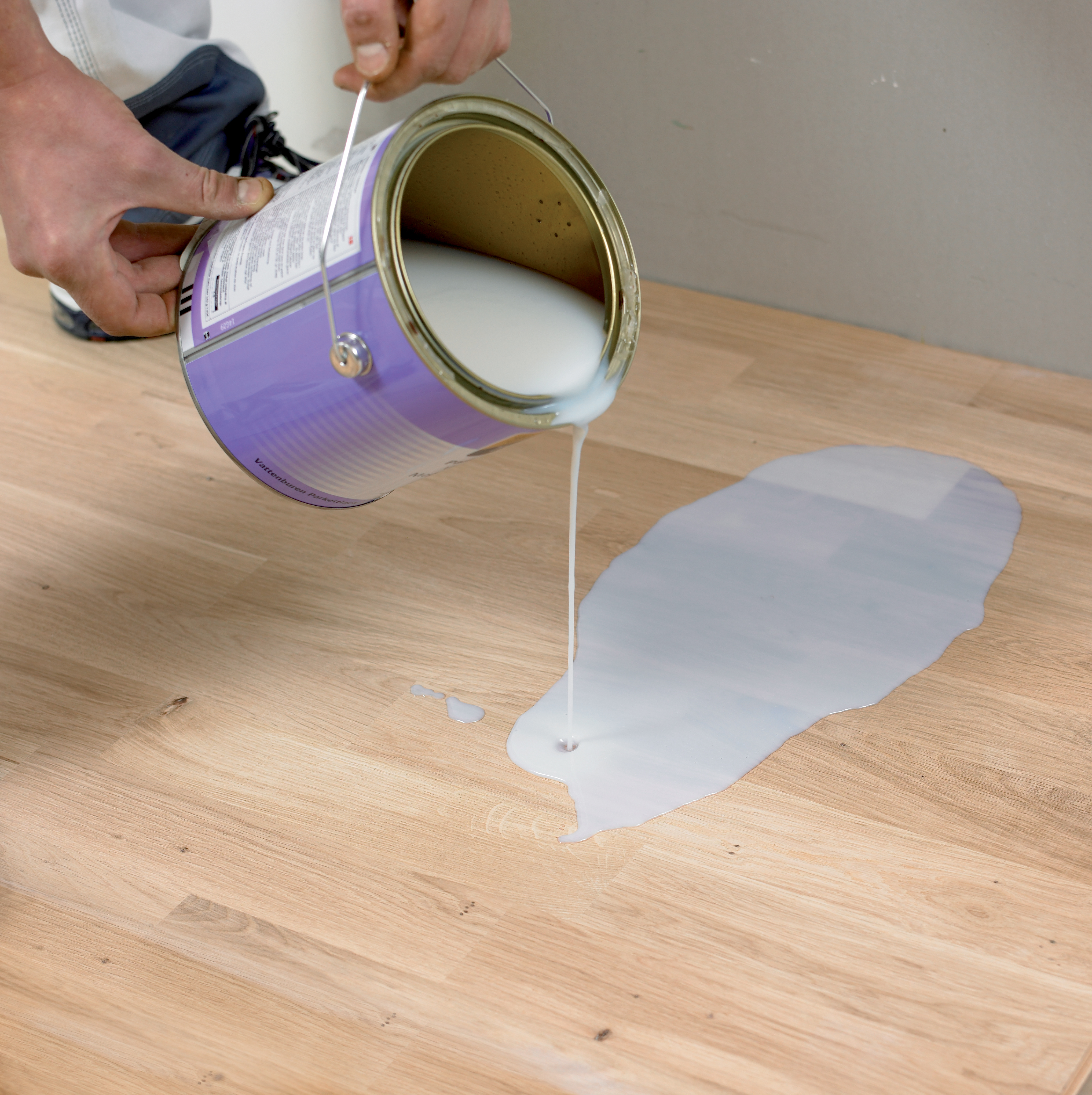 Ny lakk til gammelt gulv