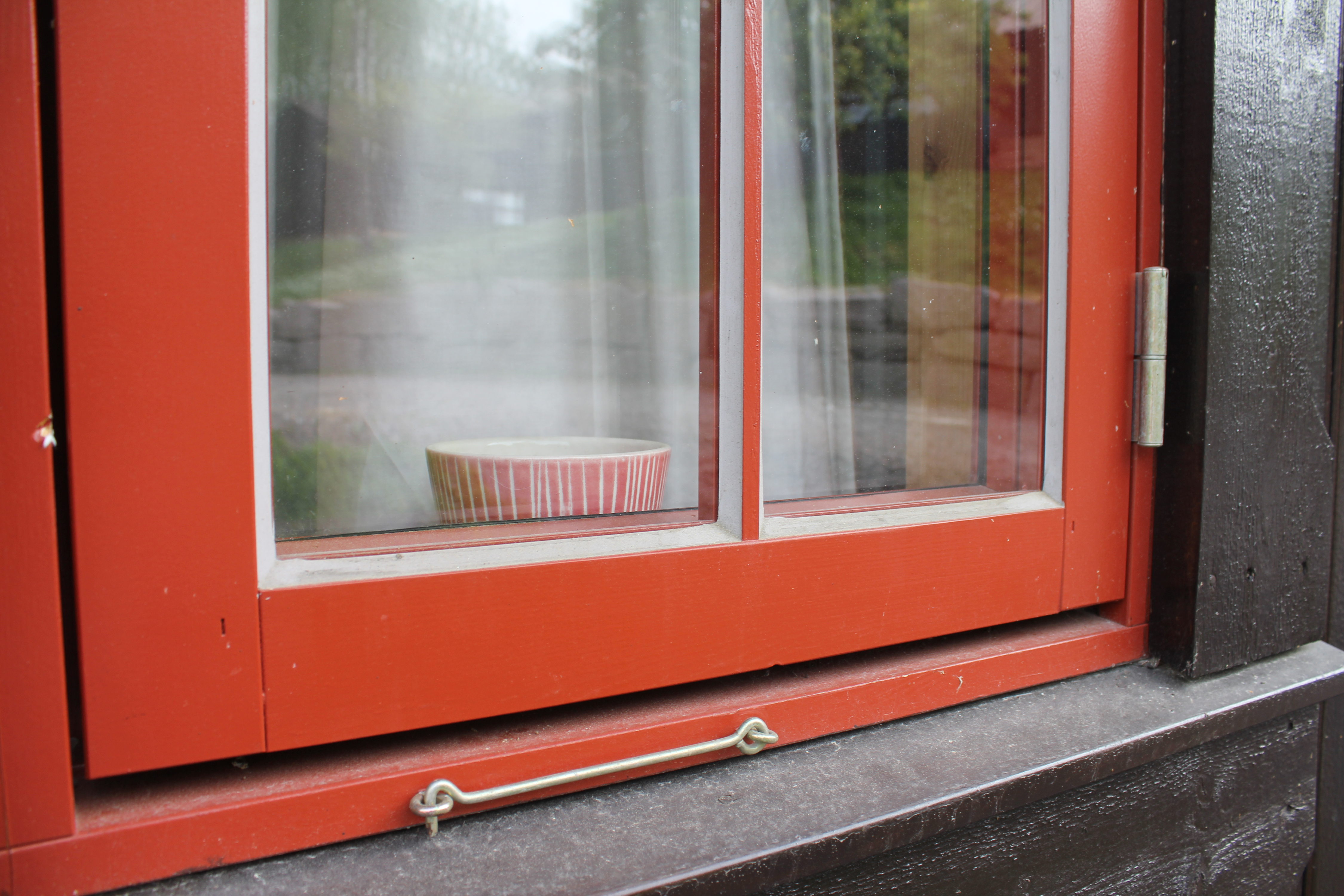 Vinduer med malingen i orden tar seg uten tvil bedre ut!