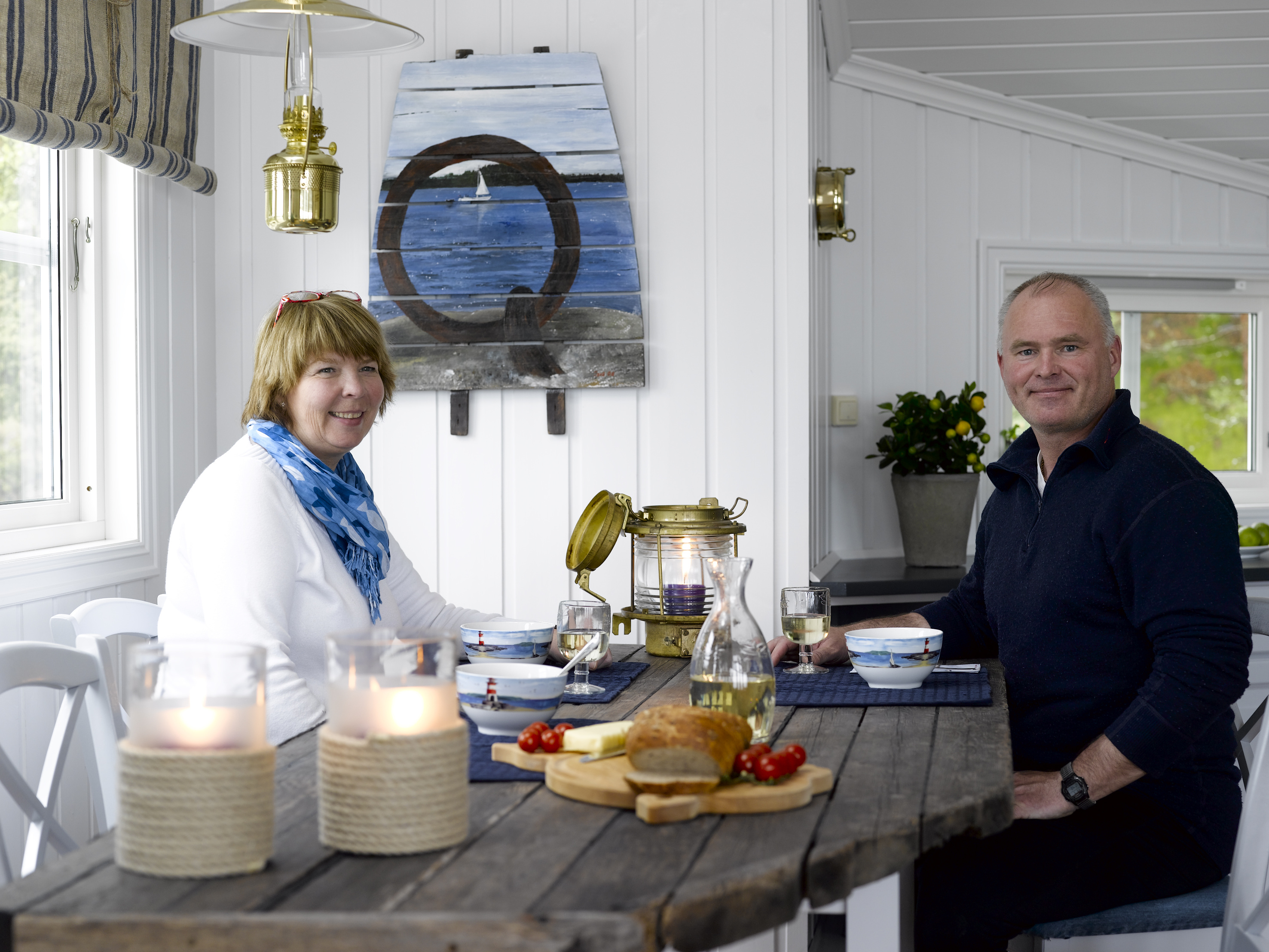 Nytt hyttekjøkken med maling