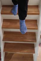<b>FRITT FALL:</b> Det er fort gjort å skli ned trappen. Det kan bety brudd og brudulje. Derfor er det smart å sklisikre trappen. I dag! (Foto: Robert Walmann/ifi.no)