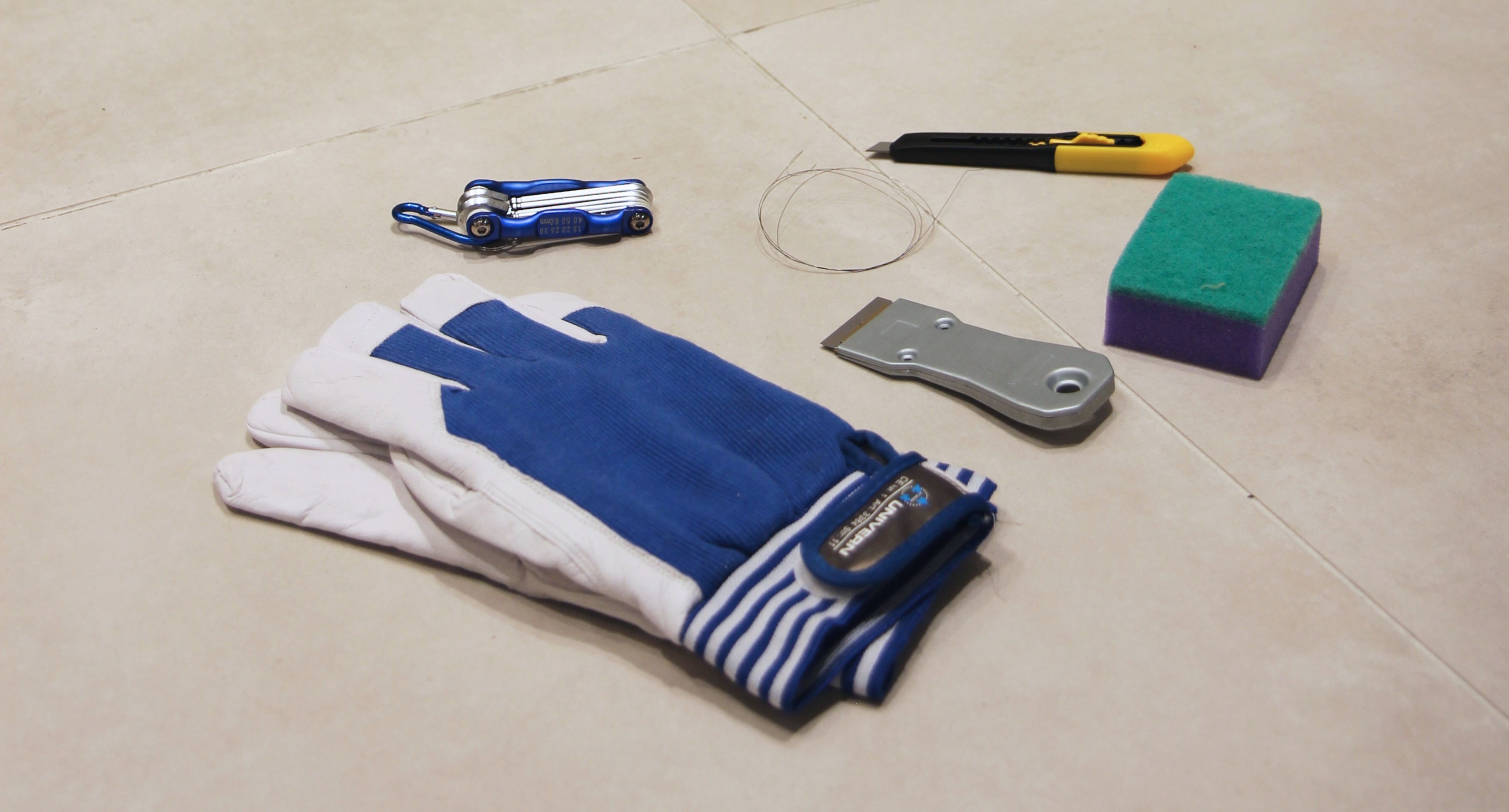 Verktøy for å fjerne lim