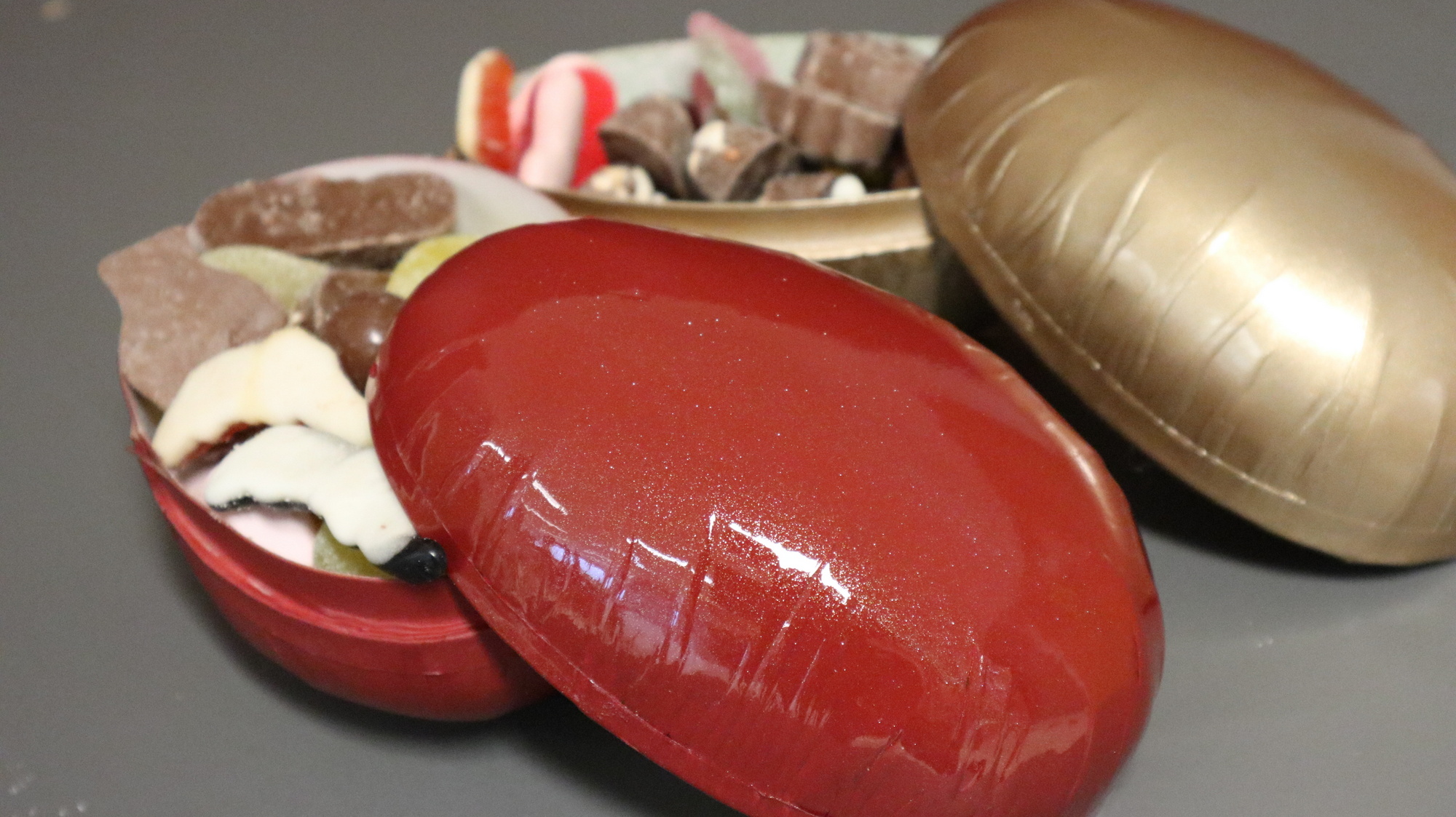 Den enkleste måten å male påskeegget på 