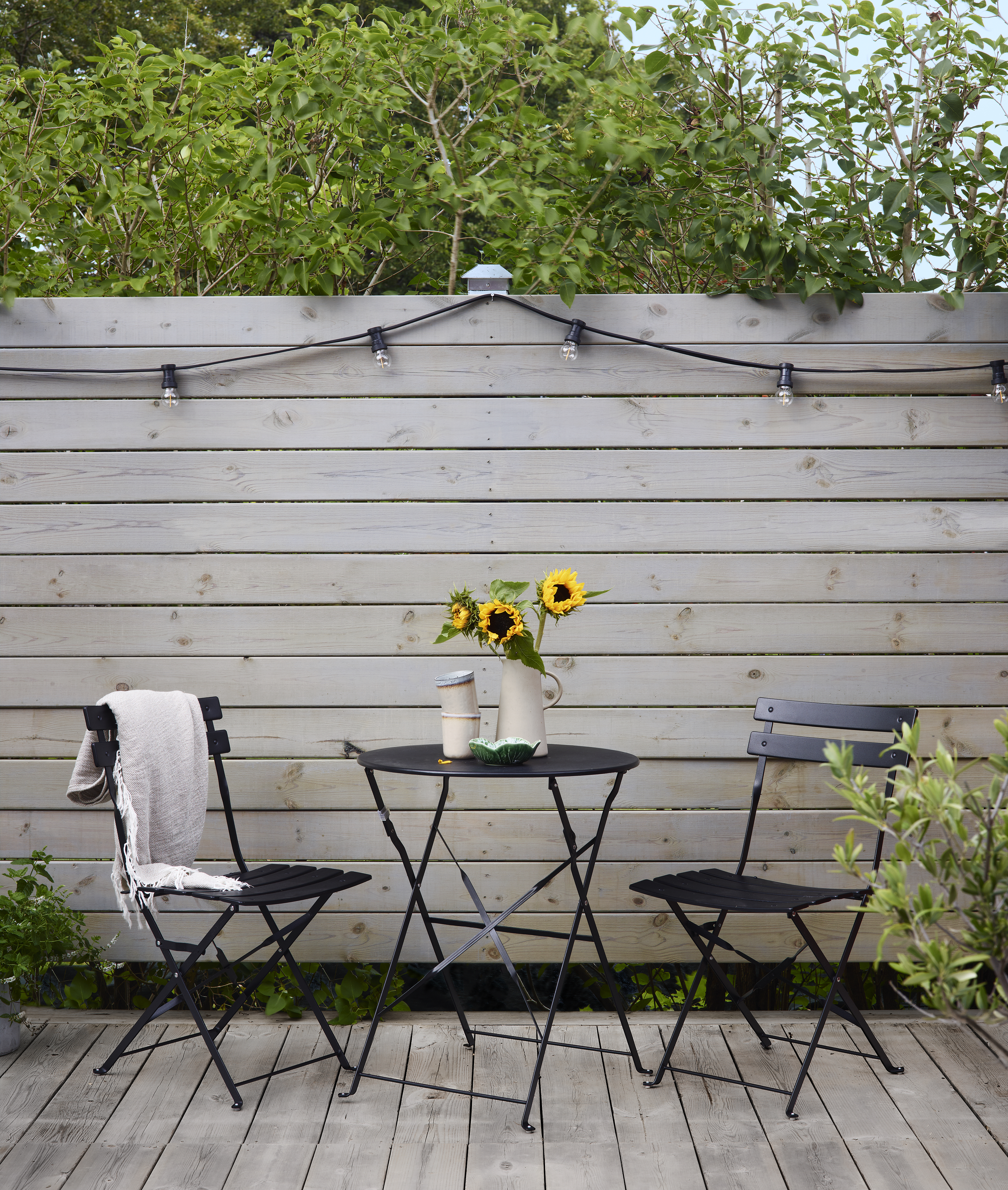 Slik oljer du inn terrassen med terrasseolje