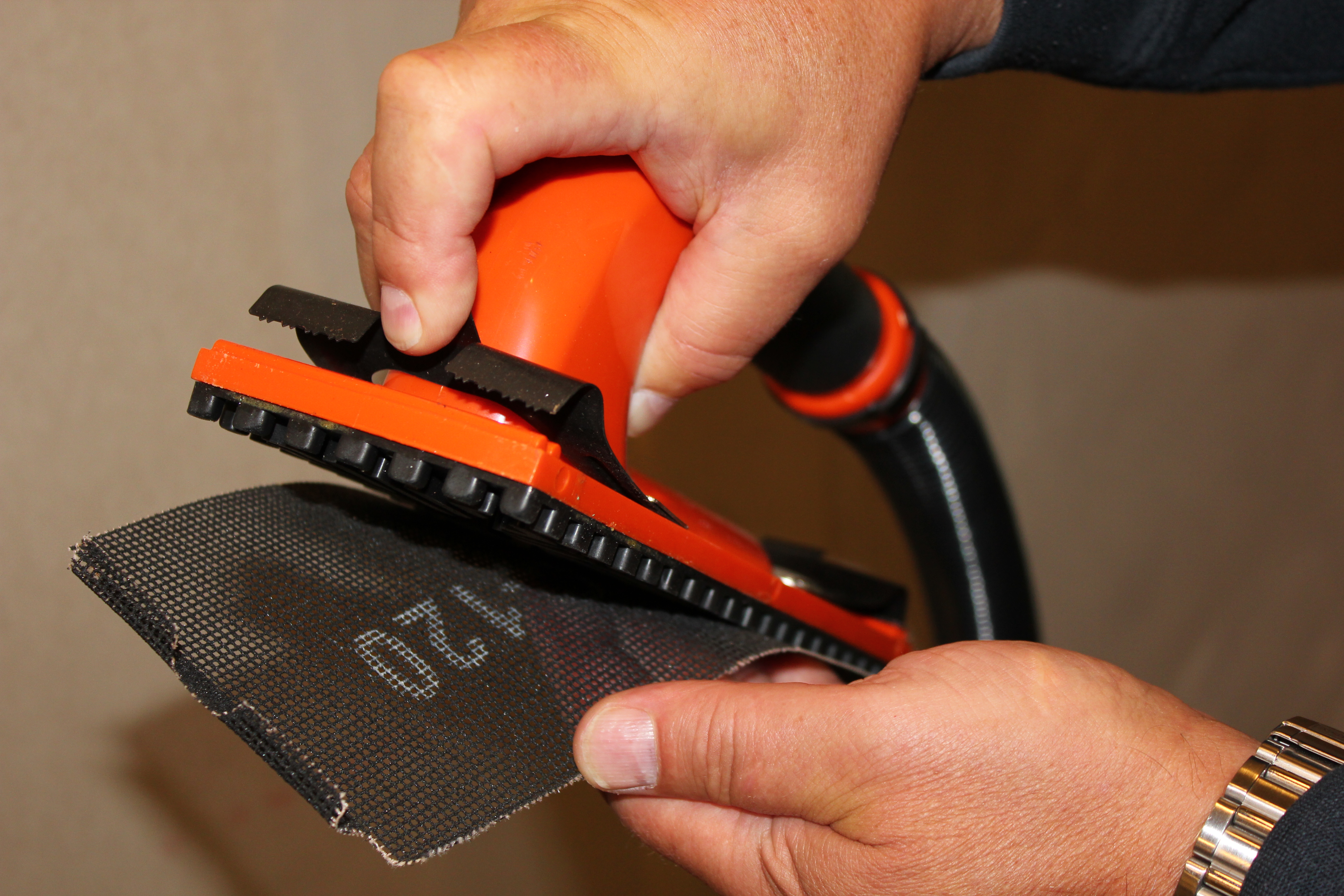 Plansliper med slipenett fra Duri Fagprofil.