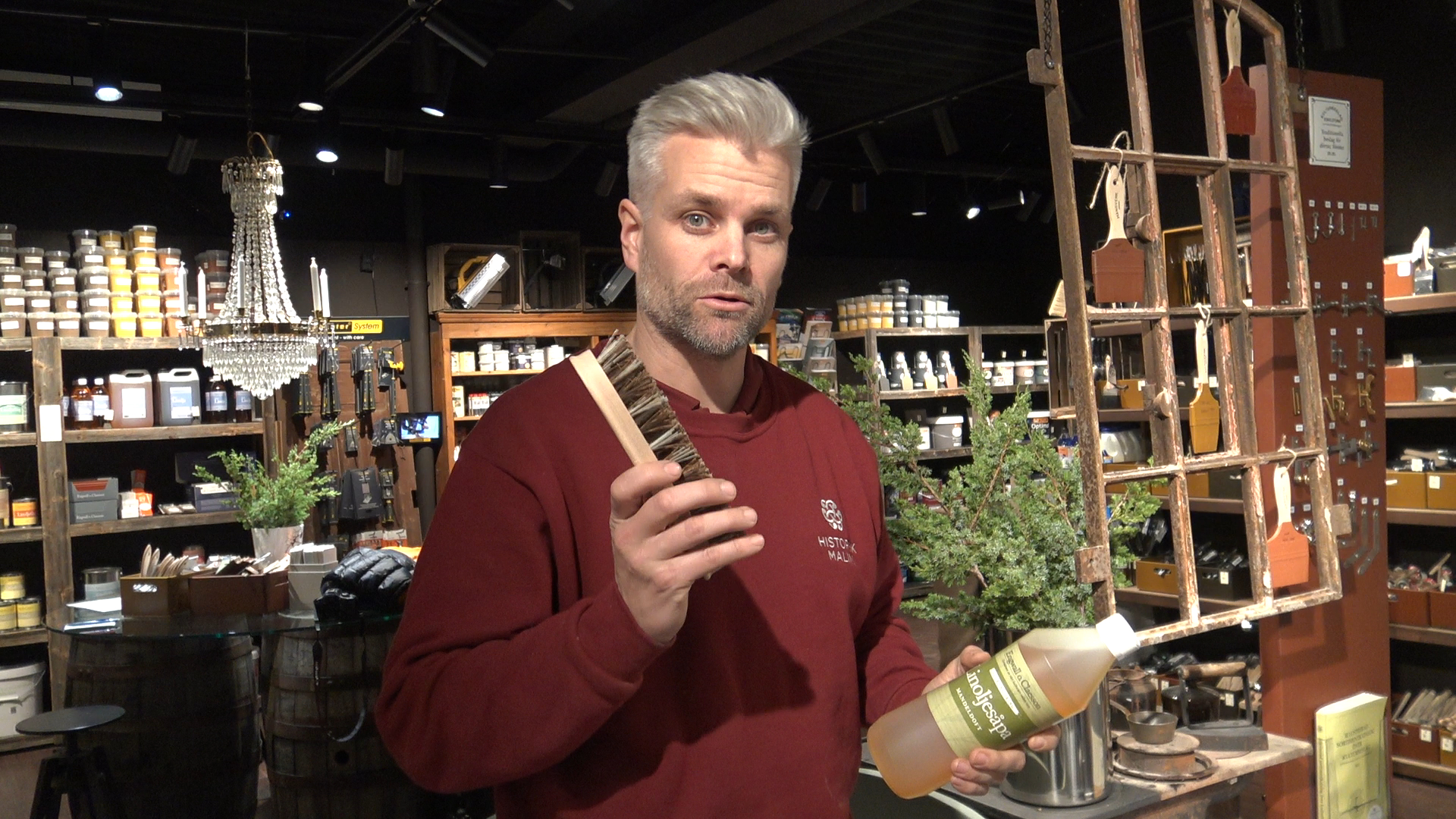 Slitesterk maling. linoljesåpe og skrubb.