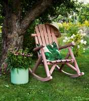 <b>ROSA:</b> En stol og en farge som innbyr til avslapping, drøm og luftige tanker.