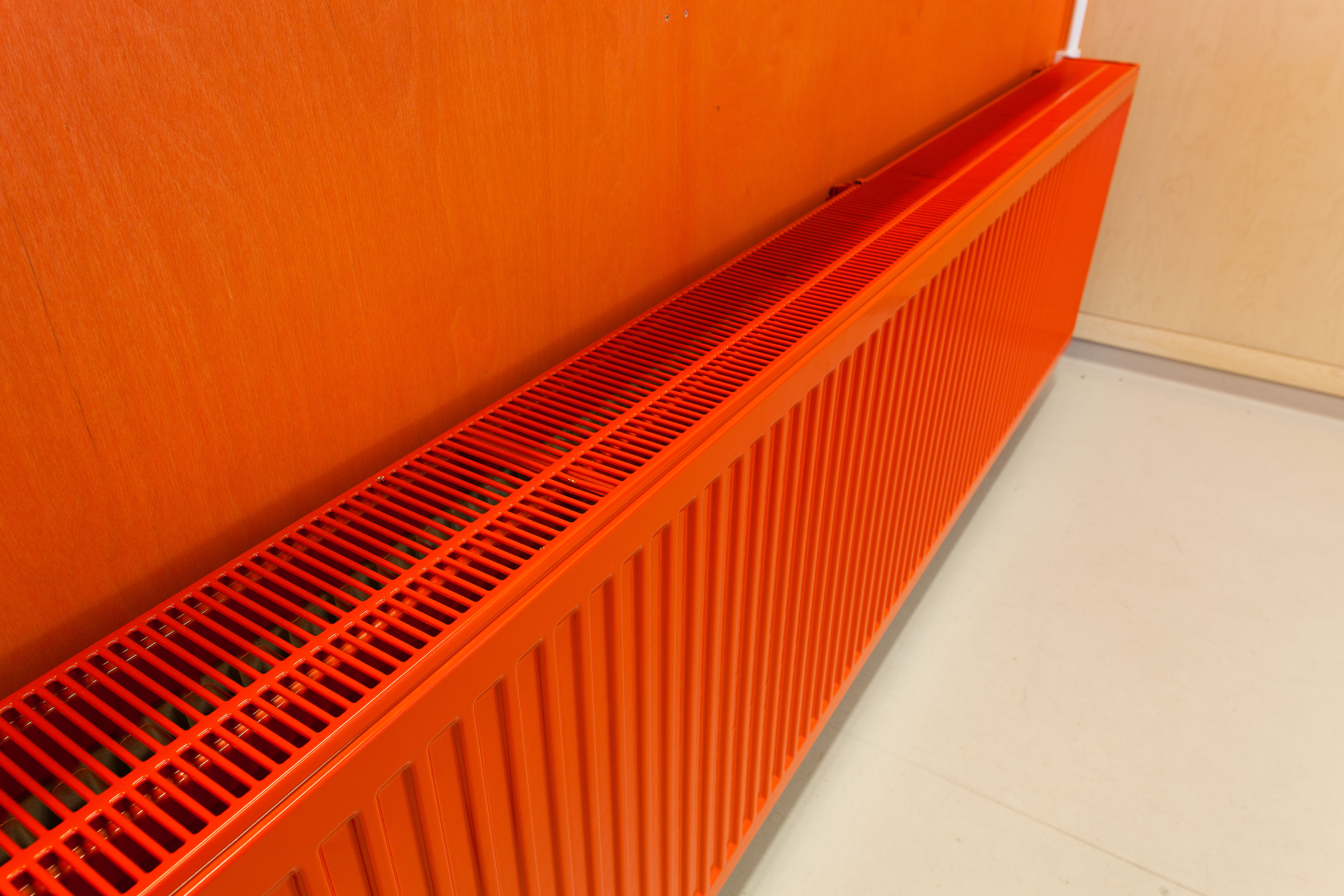 Selv radiatorene har fått riktig farge.