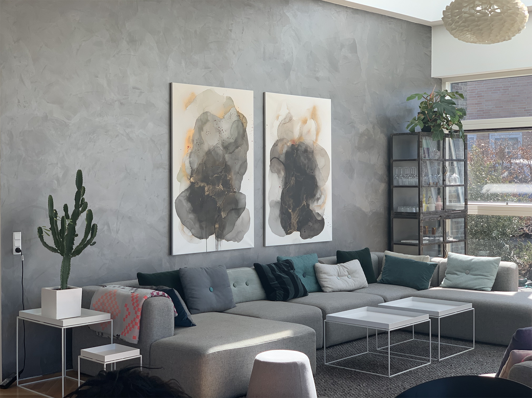 Slik påføres SPACE fra Detale CPH på veggen