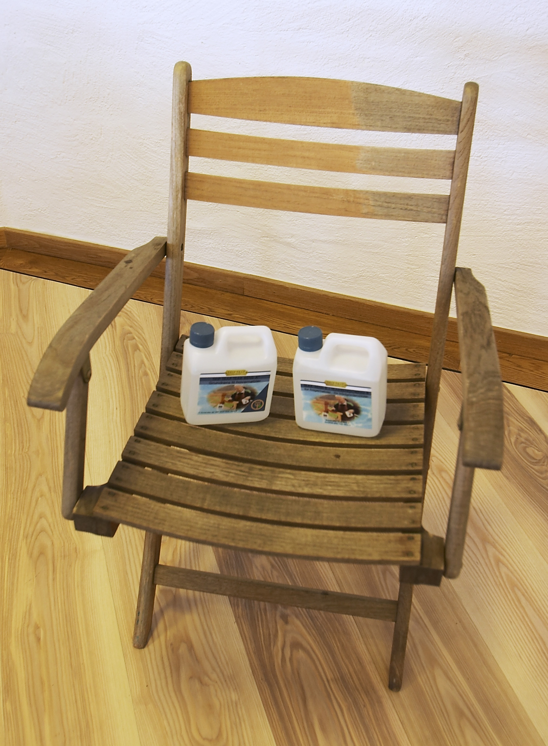 Behandling av hagemøbler i teak