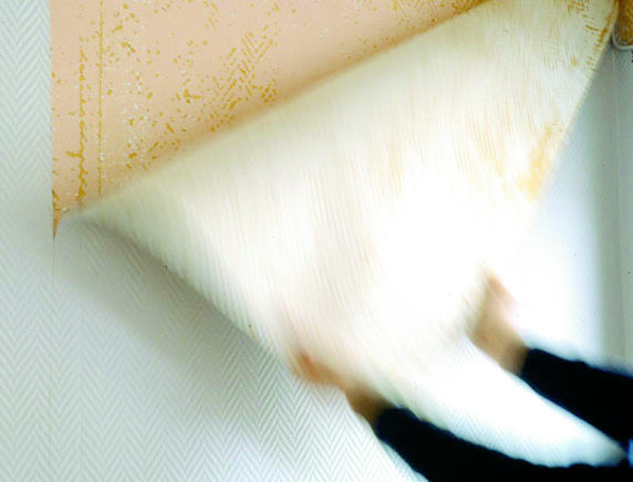 Som regel sitter strien så hardt at det er vanskelig å få fjernet alt.