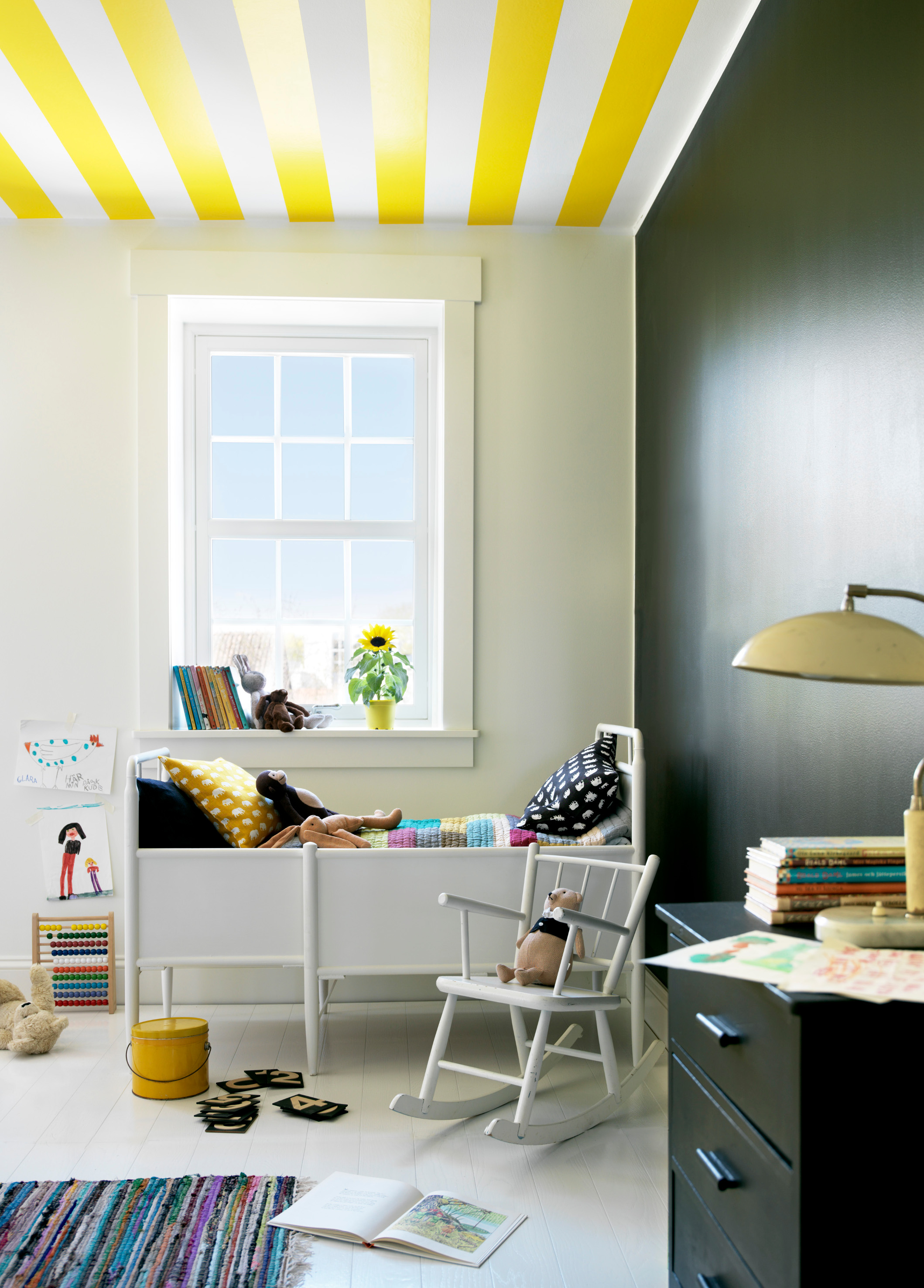 Uansett rom, farge og mønstre vil aldri taket dominere rommet.