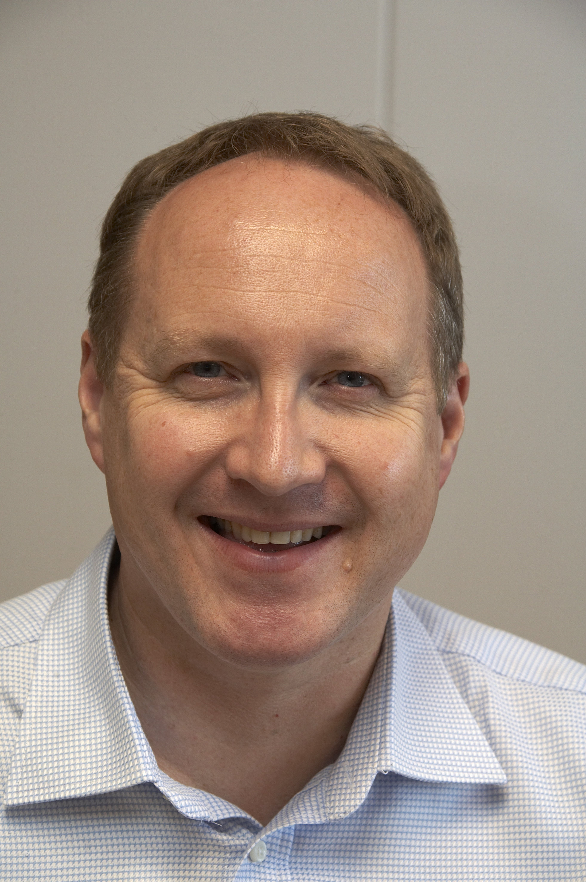 SYNLIGGJØR: Leder for Forum for Gulvbransjen, Per Olaf Øxseth, håper konkurransen kan være med å synliggjøre gulvleggerfaget. (Foto: Jørn Wad)