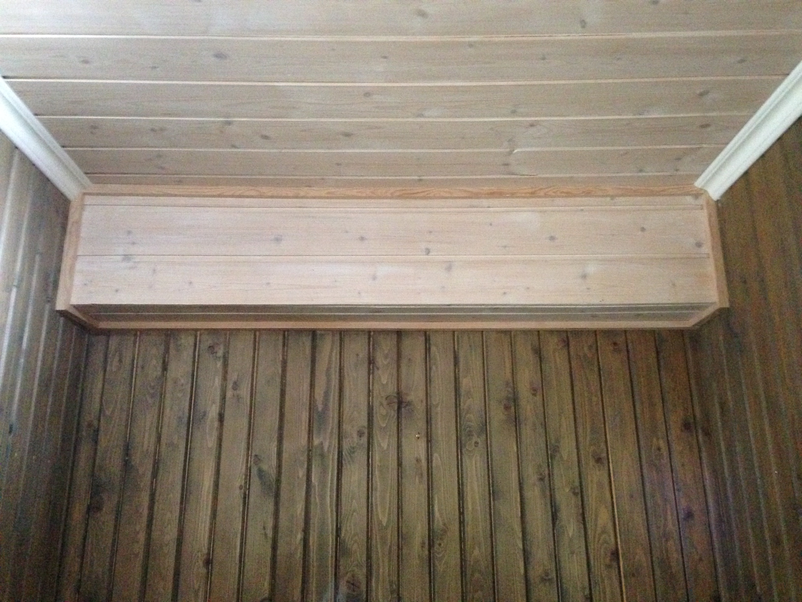 Skal innkassingen males som vegg eller tak?