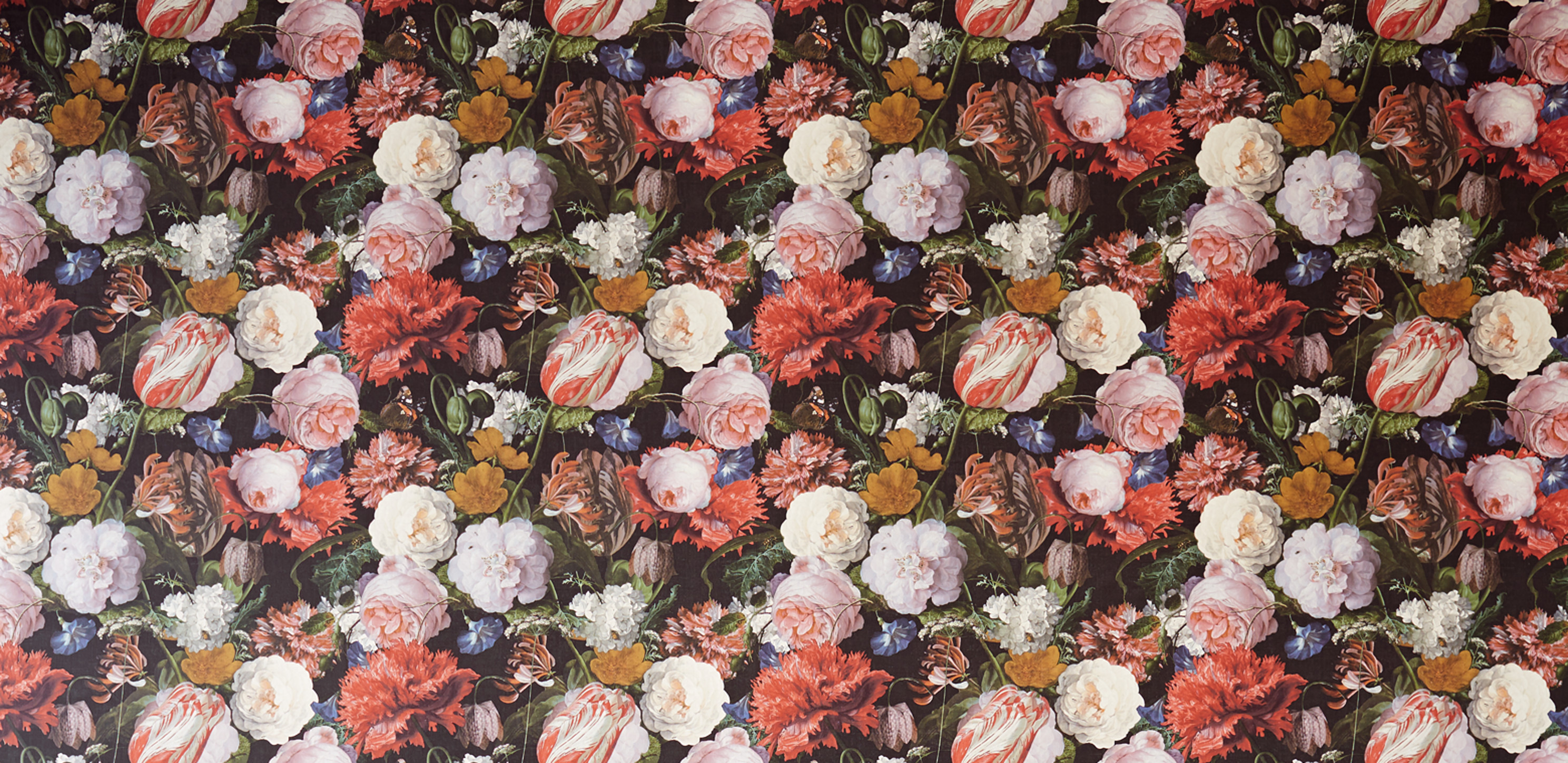 Blomstertapet i gangen