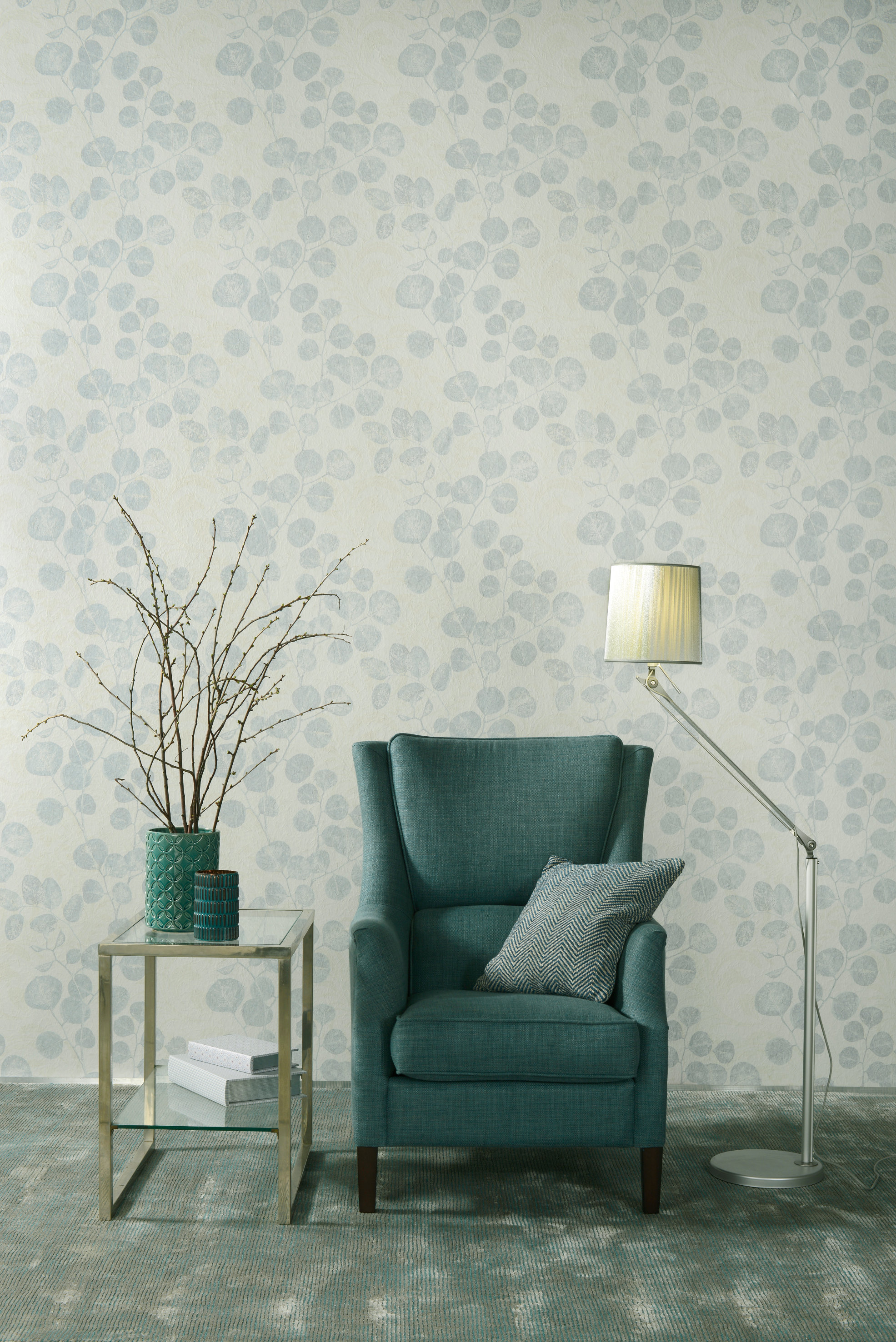 Naturmotiv som blomster, trær eller som her blader, er aktuelle mønster også i turkis.