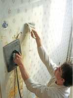 Ved hjelp av damp slipper som regel tapetet veggen lettere.