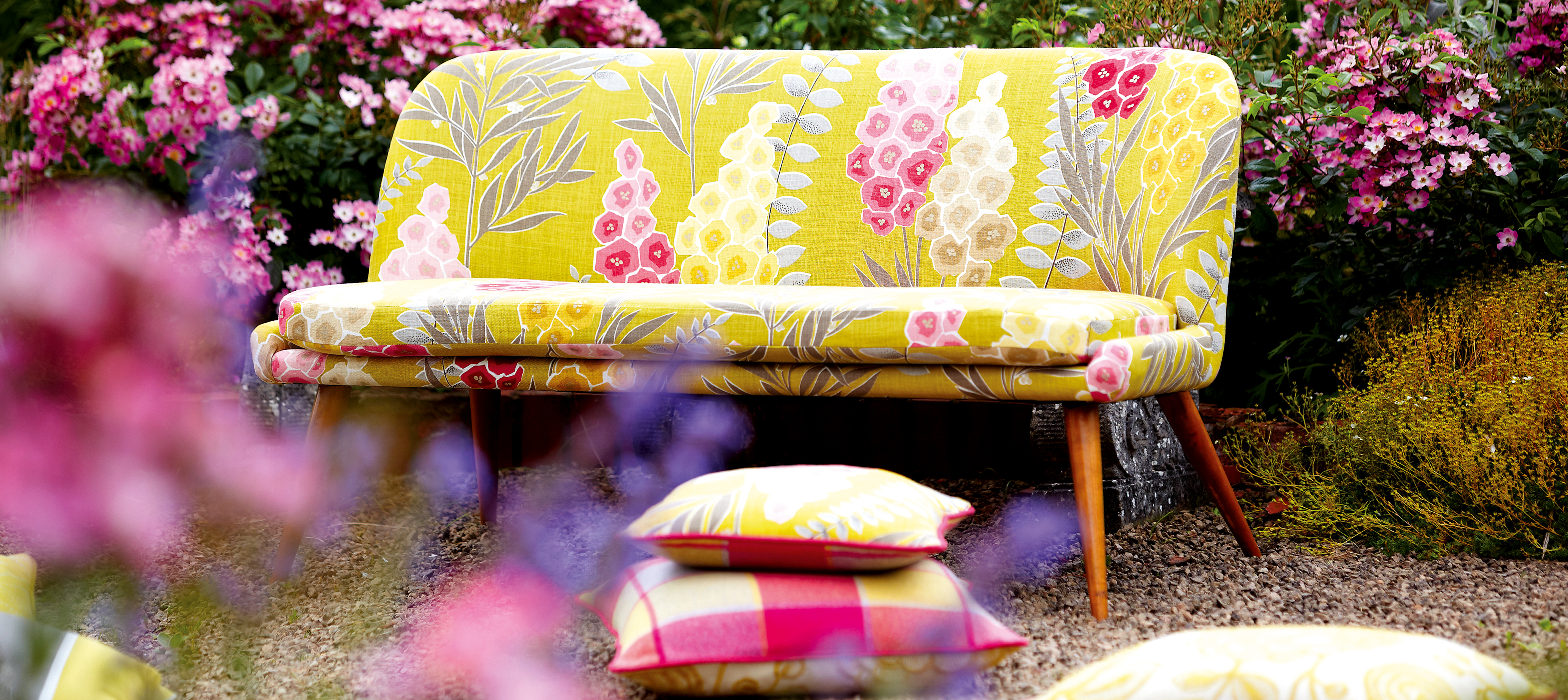 Tekstiler med solfaktor og regnbeskyttelse