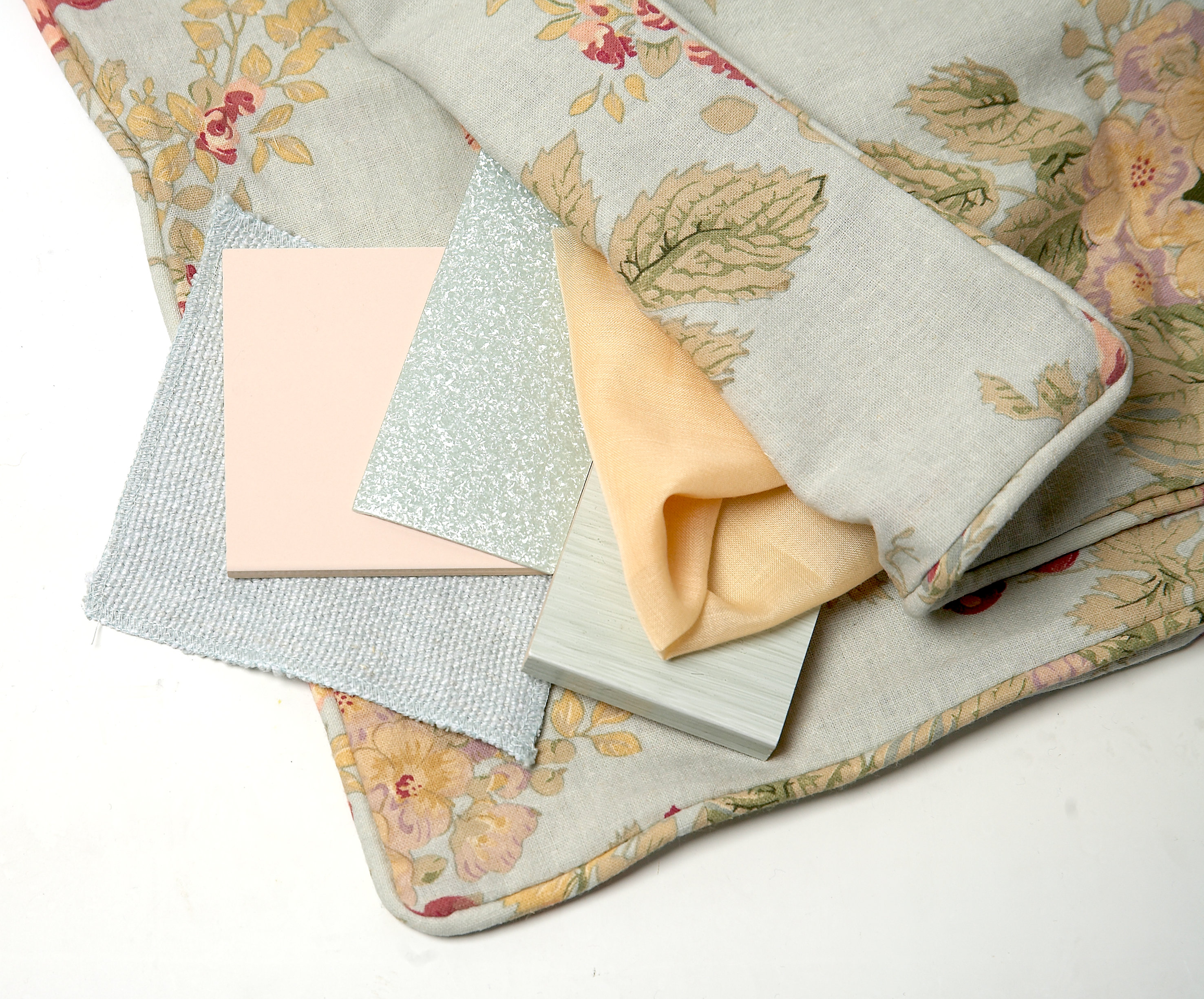 Lyse, dempede nyanser.