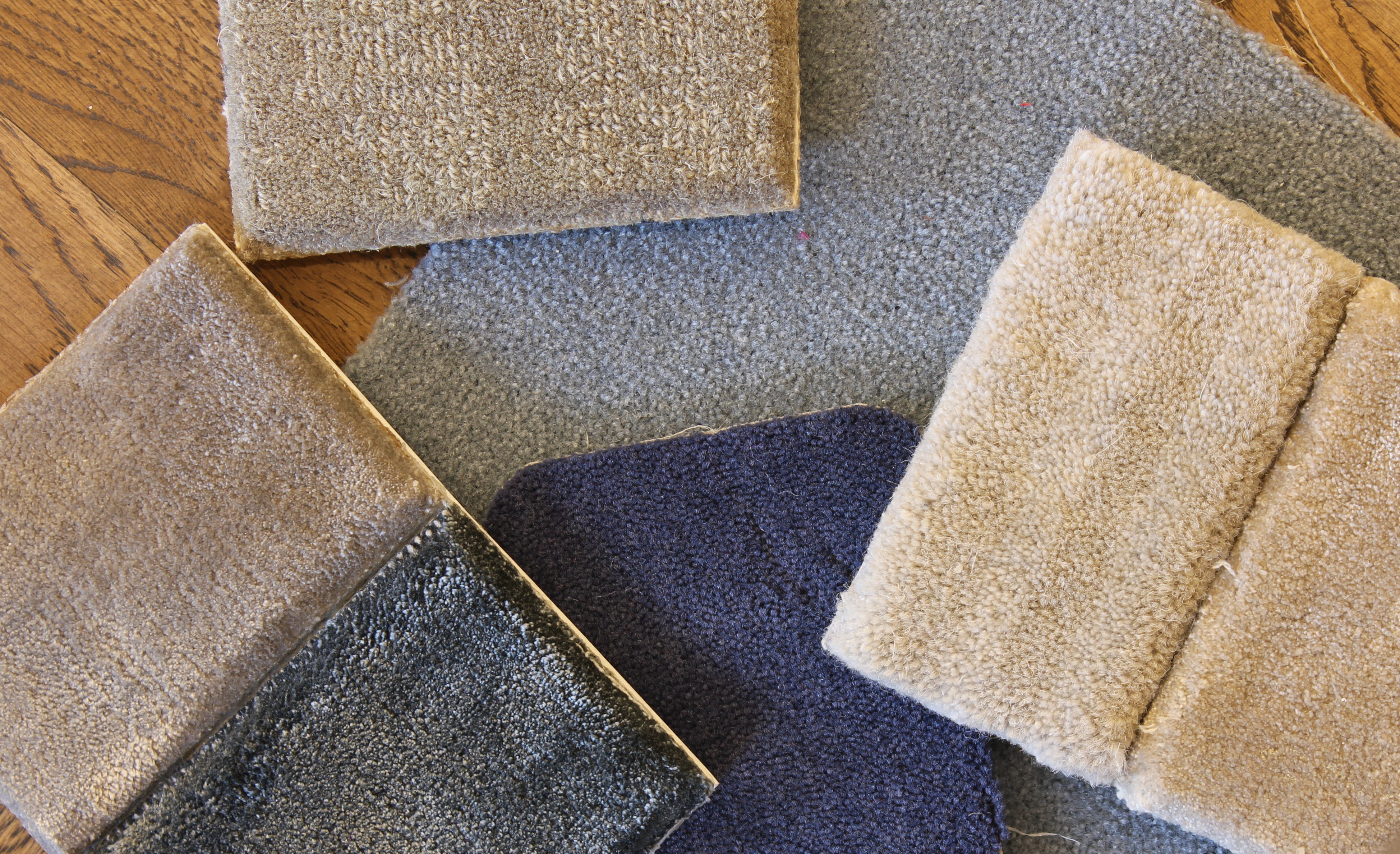 Myk start på dagen med teppe på soverommet