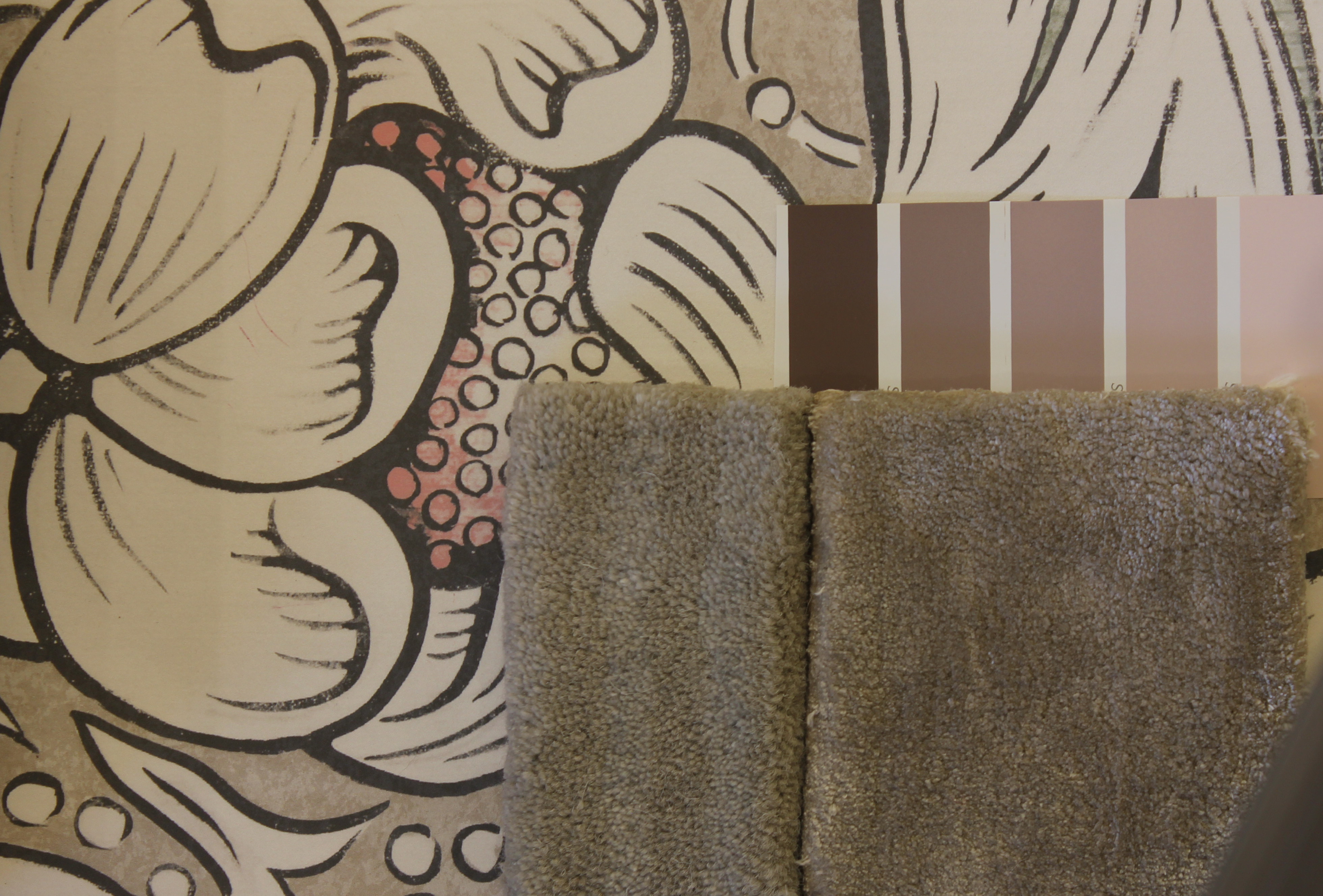 Kombinere tapet, farger og teppe