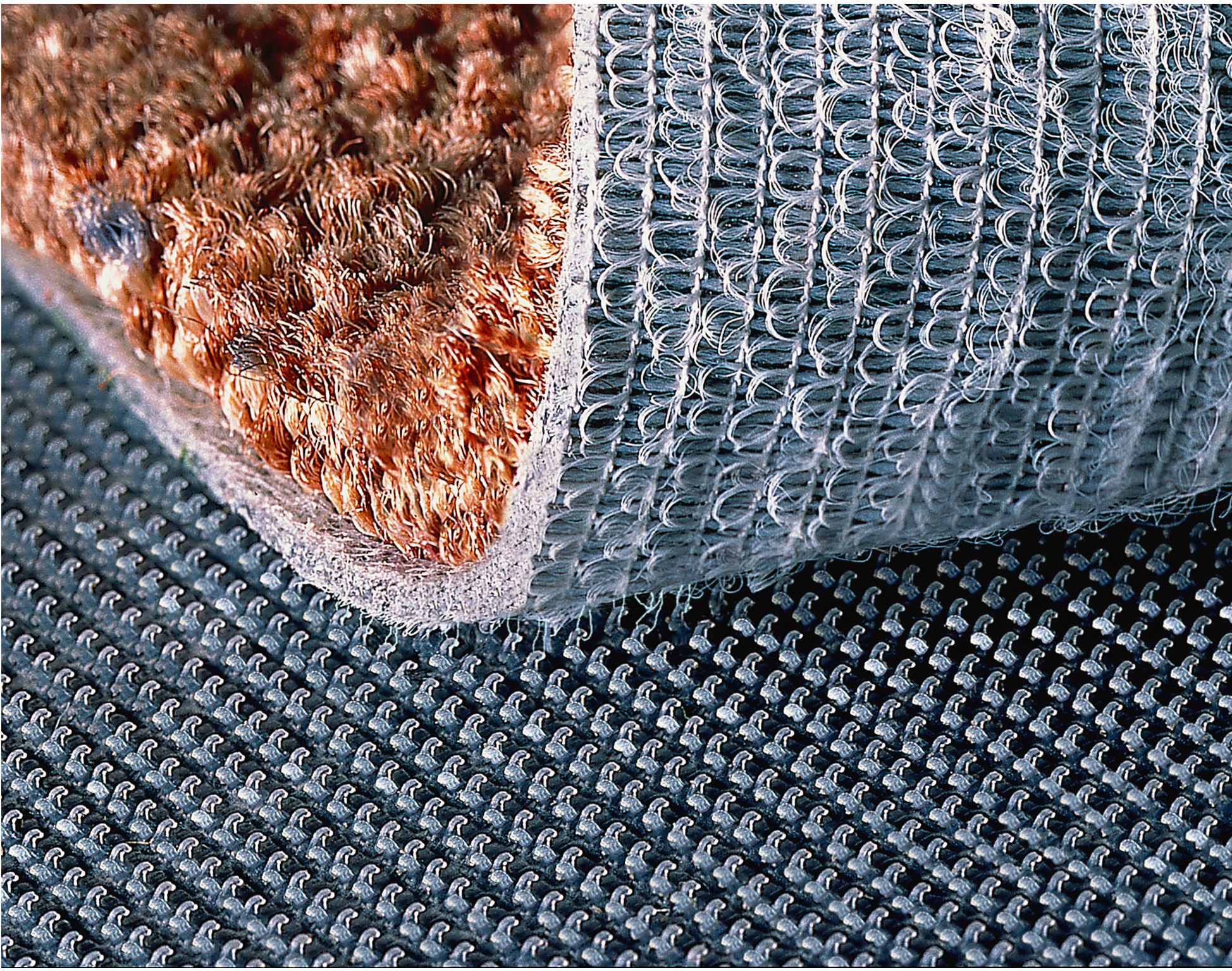 Kan teppe legges rett på betongen?