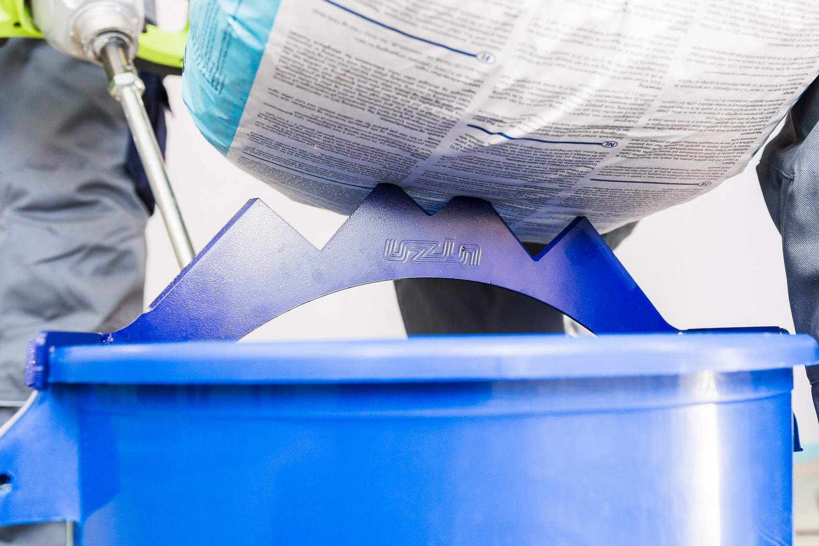 Uzin Utz Group Norge AS har latt profesjonelle aktører bruke oppfinnelsen i en lengre periode. Tilbakemeldingene er gode. – Nå vet vi at «The Ripper» gjør jobben skikkelig, sier Bredo Christensen.