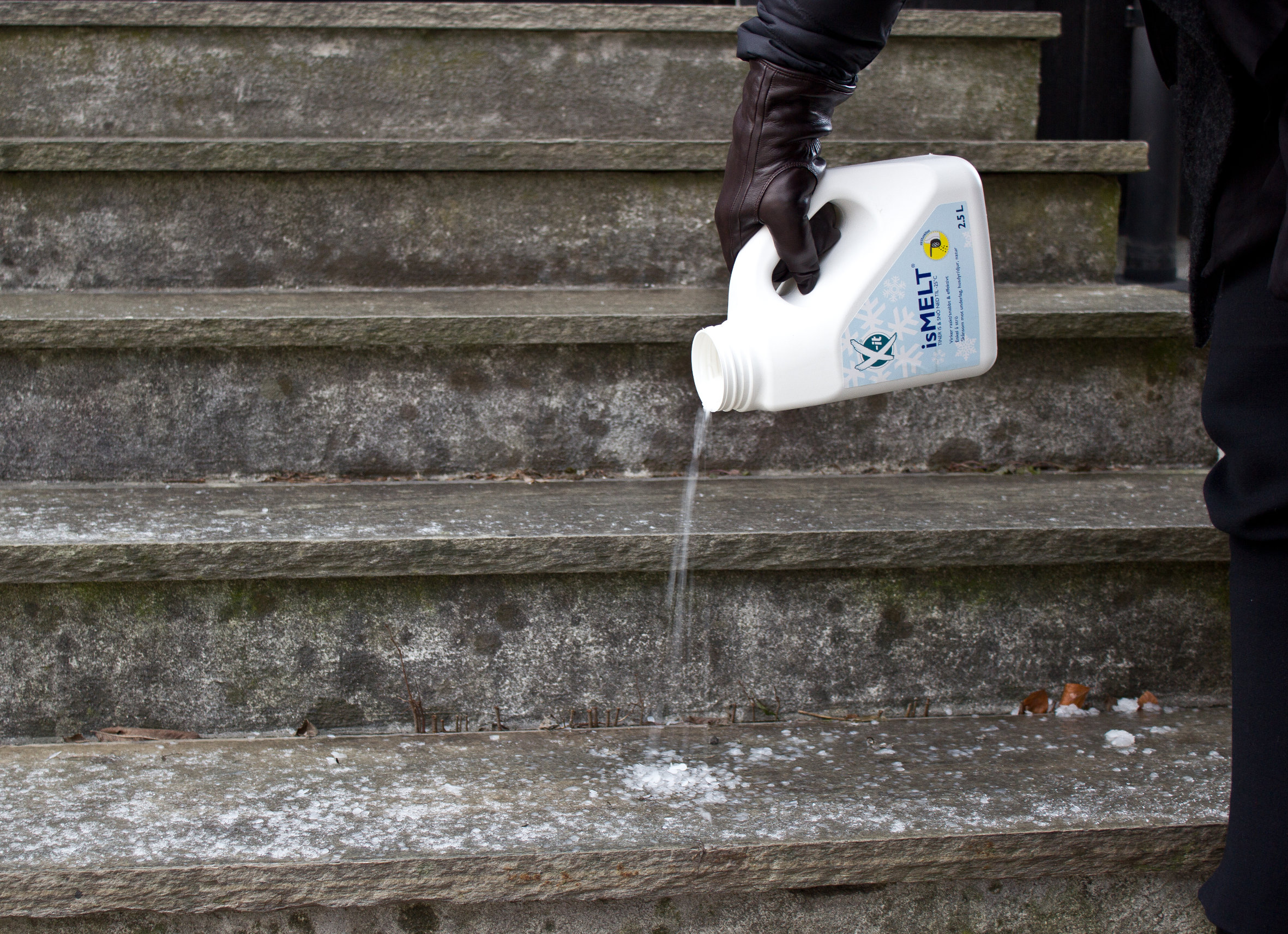 Issmelter på trappa