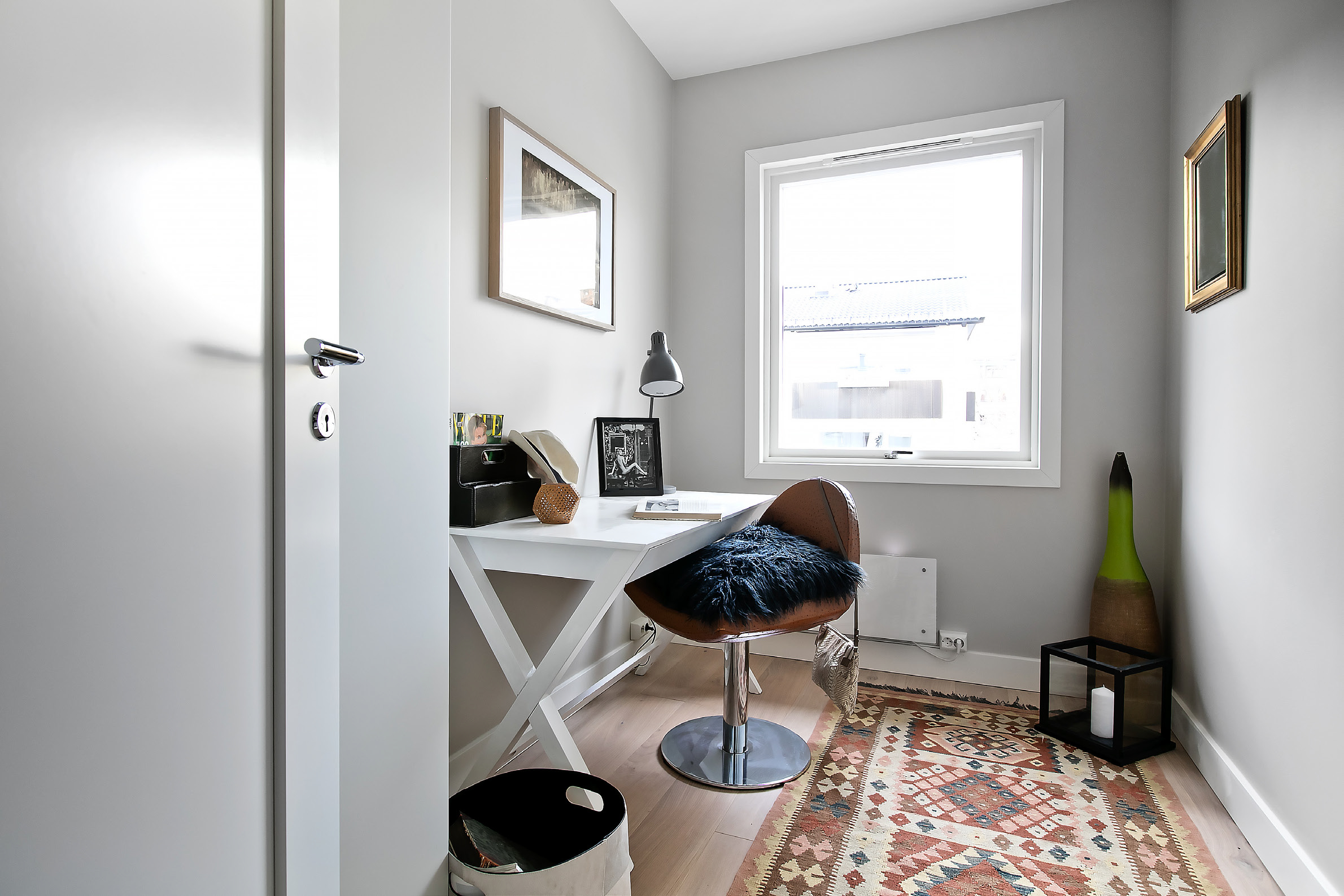 ETTER:  ... ble til et ryddig rom i klassisk stil. (Foto: Creative Living)