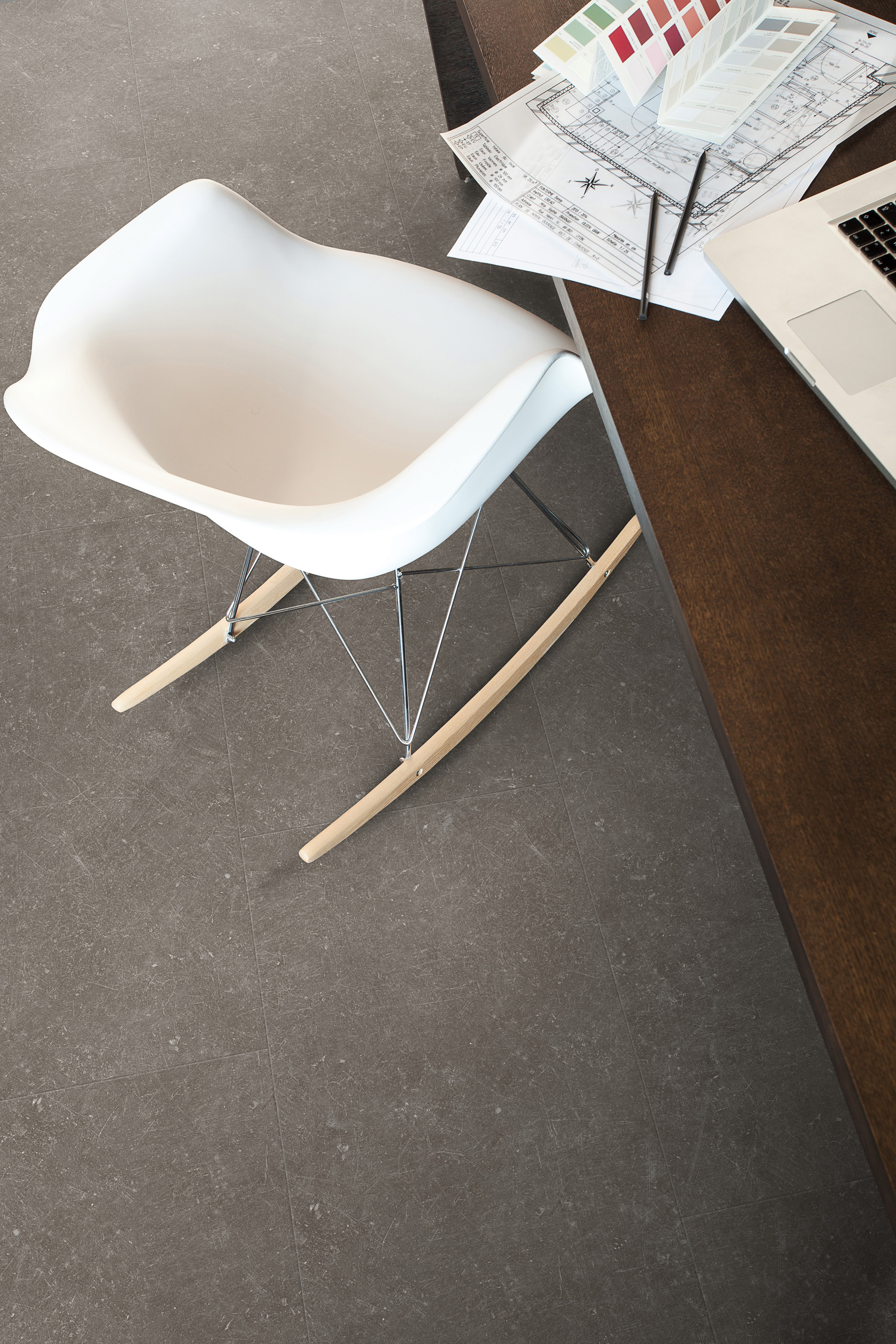 klikk-vinyl eller rigid vinyl