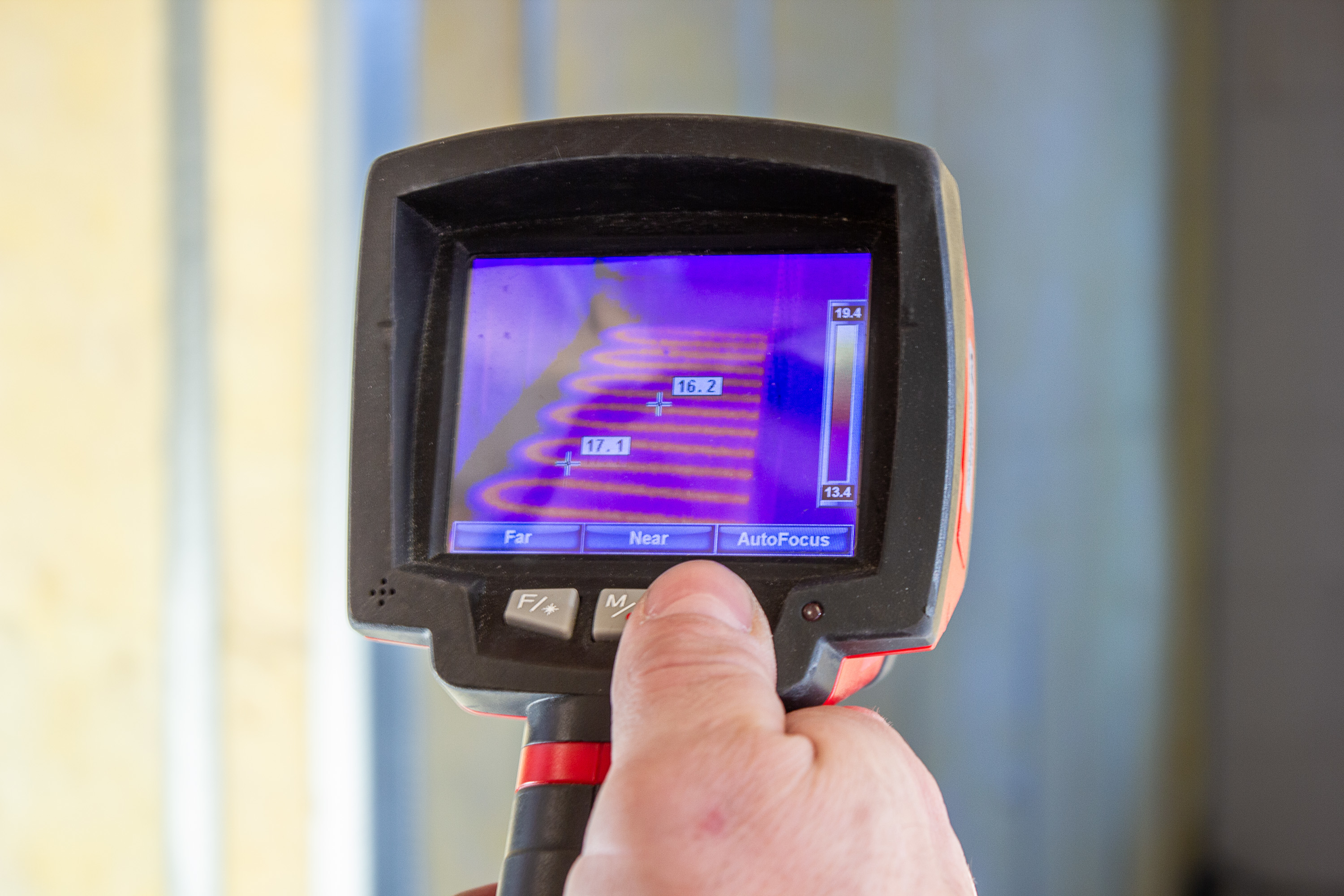 innstøpt gulvvarme i varmesøkende kamera