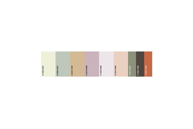 Basisfargene er hentet fra den varme delen av fargesirkelen, med hovedvekt på rosanyanser og beige. 