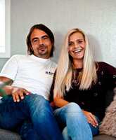 Rune Stene og Trine Moen er fornøyde med sitt nye hjem. De fikk god hjelp av en interiørkonsulent.