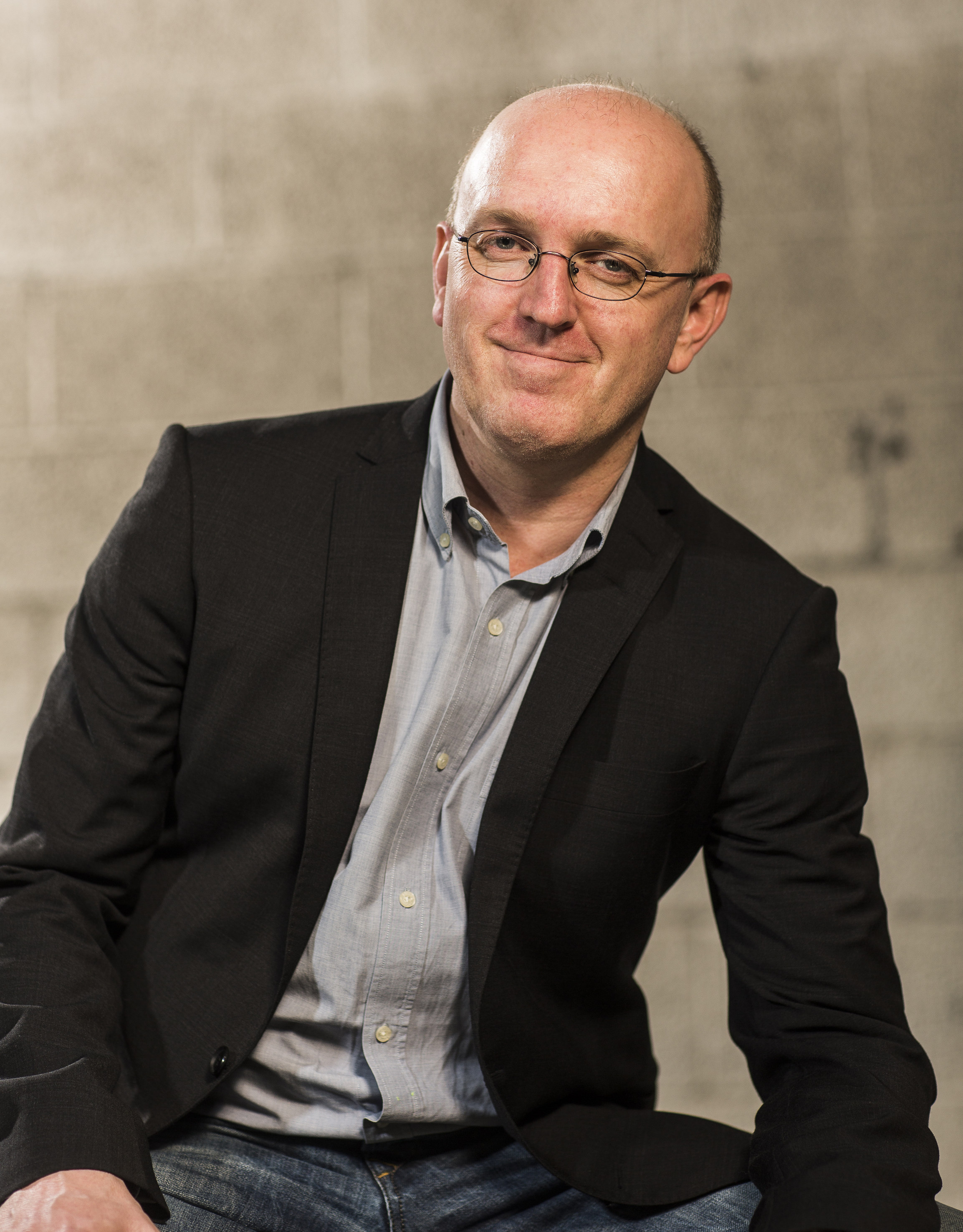 Truls Skaugen hos Södra mener sommertid er interiørtid. – Du får bedre lysforhold og mulighet til å bære møblene ut. Så kan du pusse opp innvendig uten forstyrrende rot, sier han. 