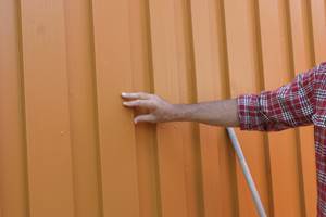 Solutsatte vegger trenger å males hyppigere enn skyggevegger.