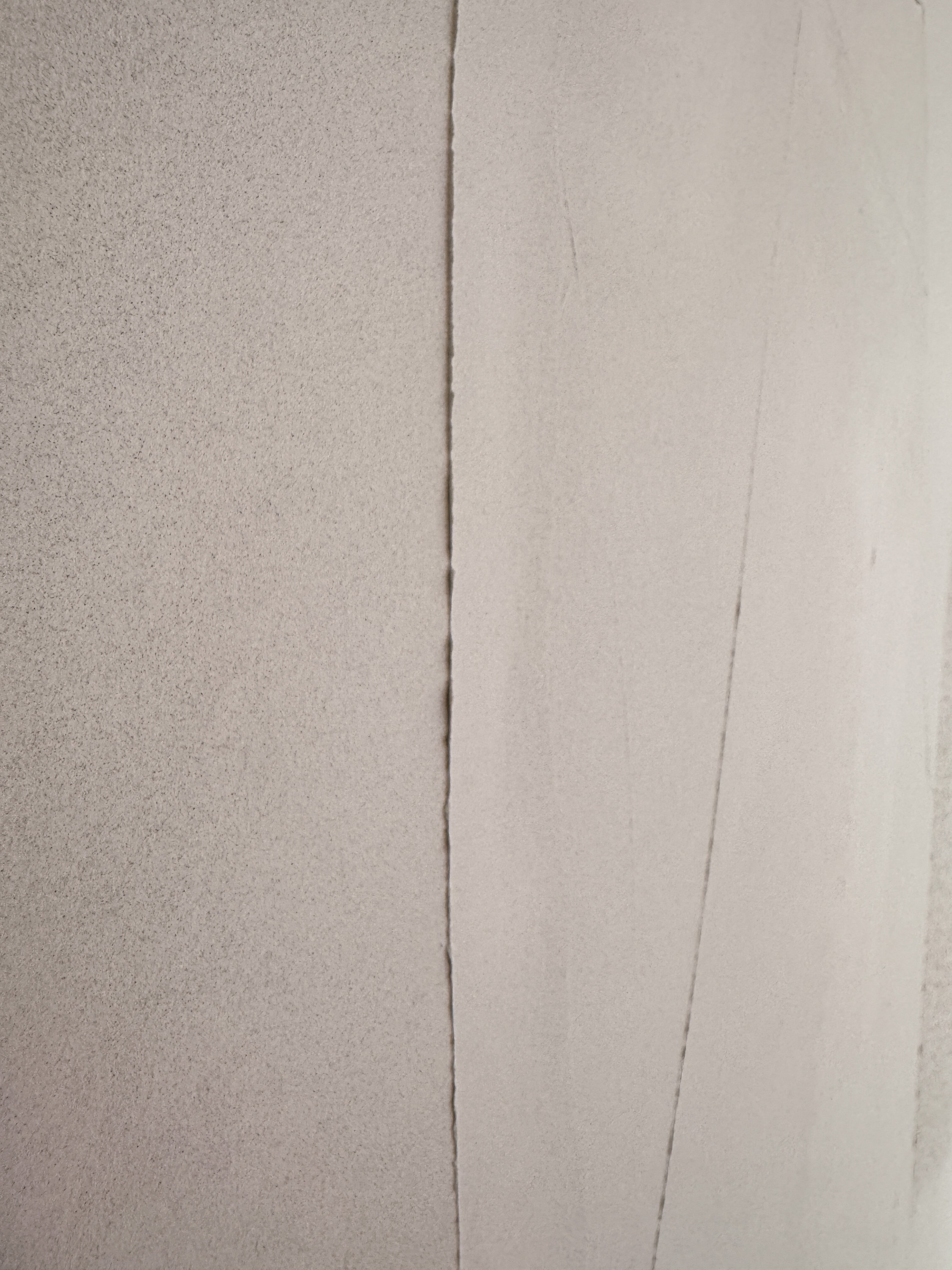 ujevnhet på gipsvegg, også kalt 