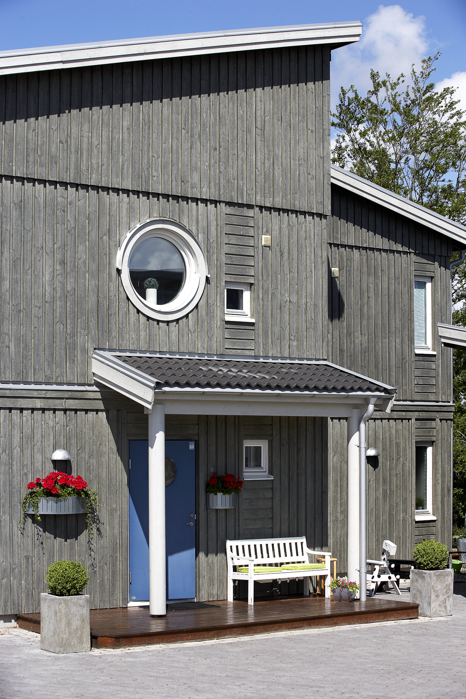 Beis er en tynn behandling som lar underlaget skinne gjennom.