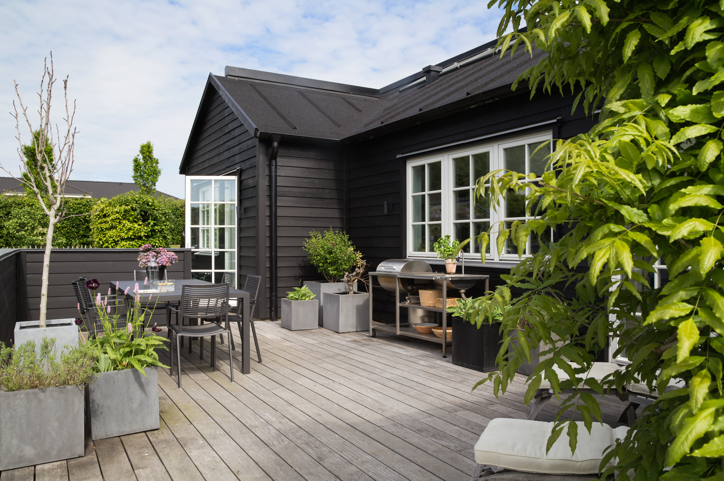 Du må ikke vente – våren er perfekt for utendørsmaling