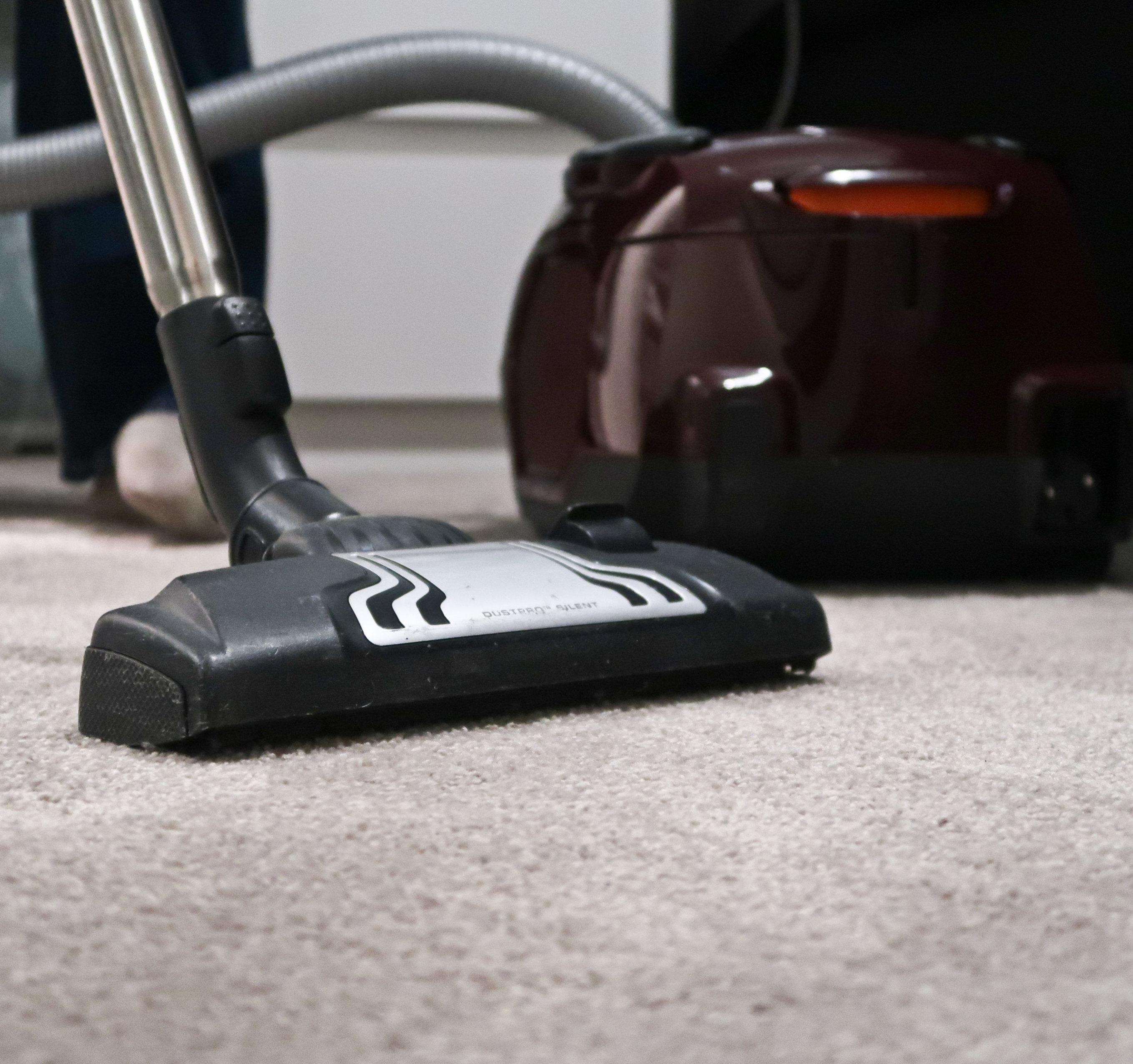 Tepperengjøring, støvsuging, teppevask