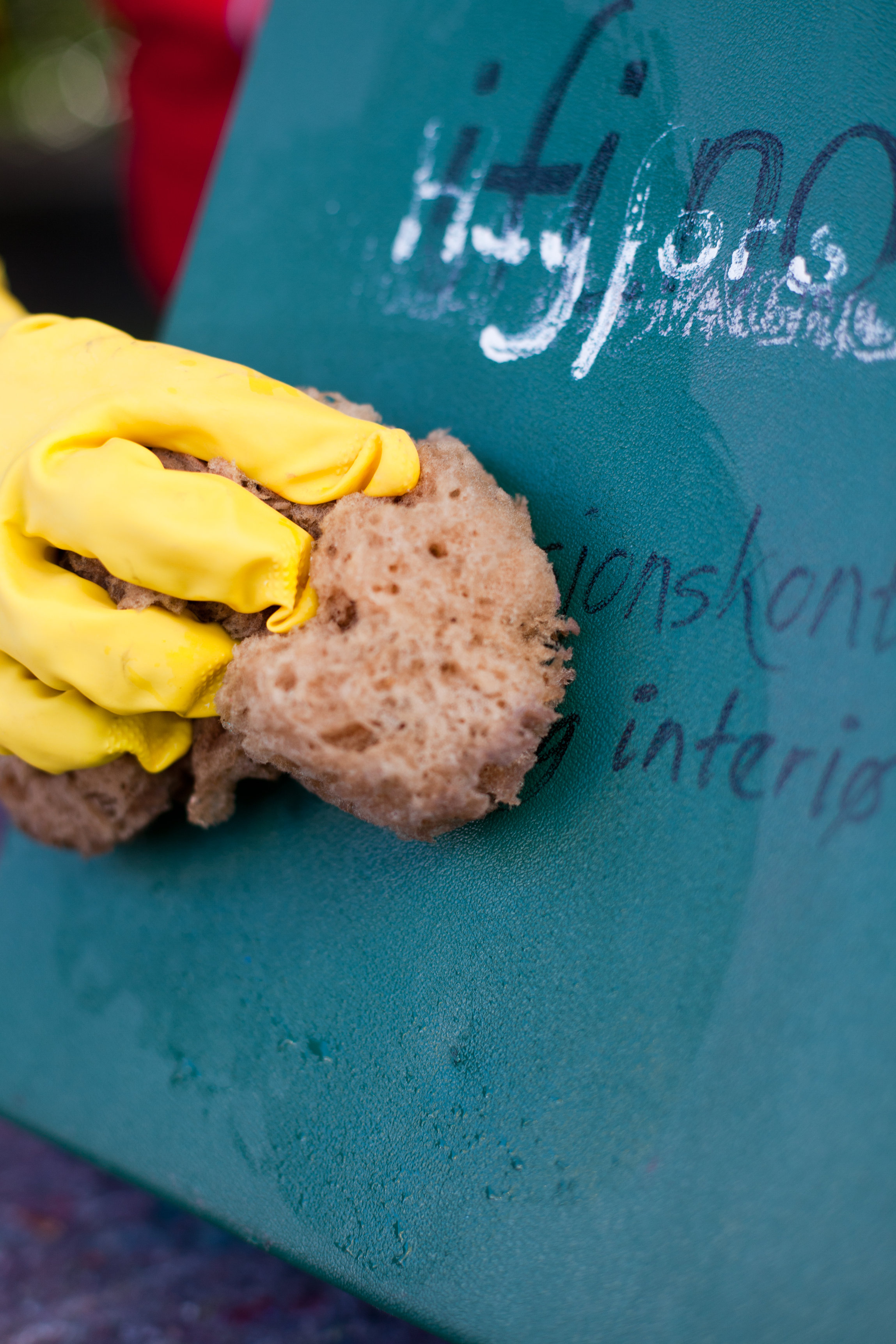 Rengjør alltid før du skal male.