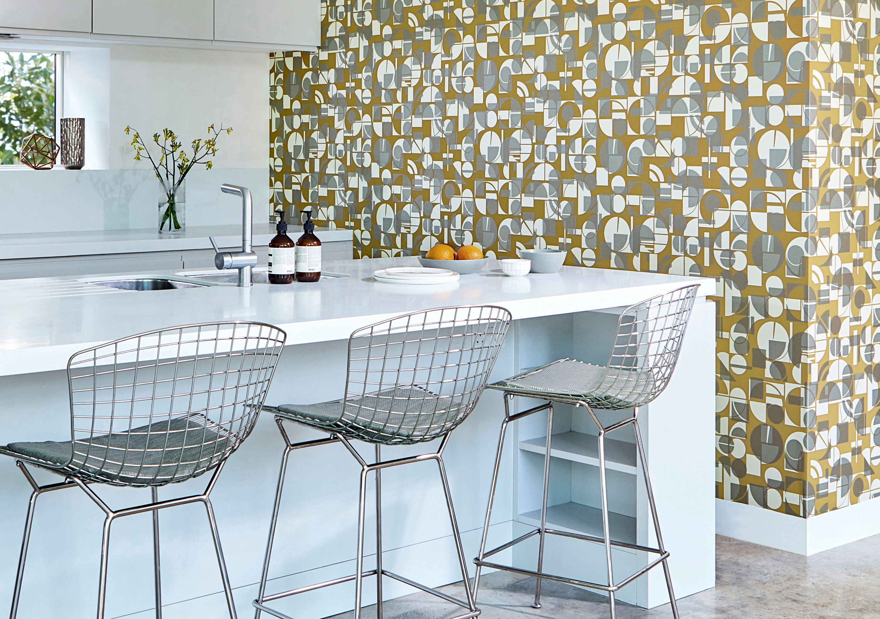 Velg vaskbart til kjøkkenveggen