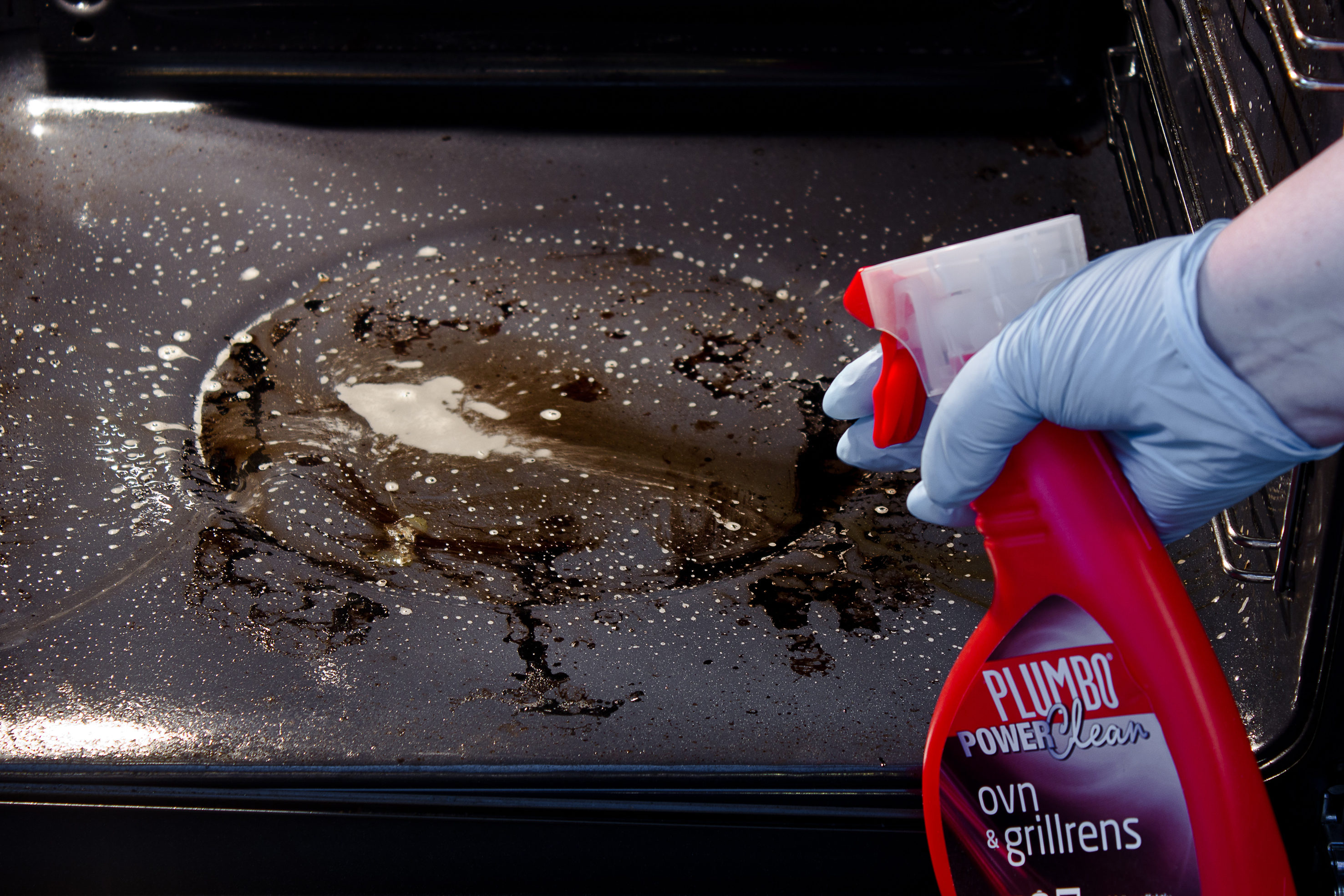 Rengjøre stekeovnen