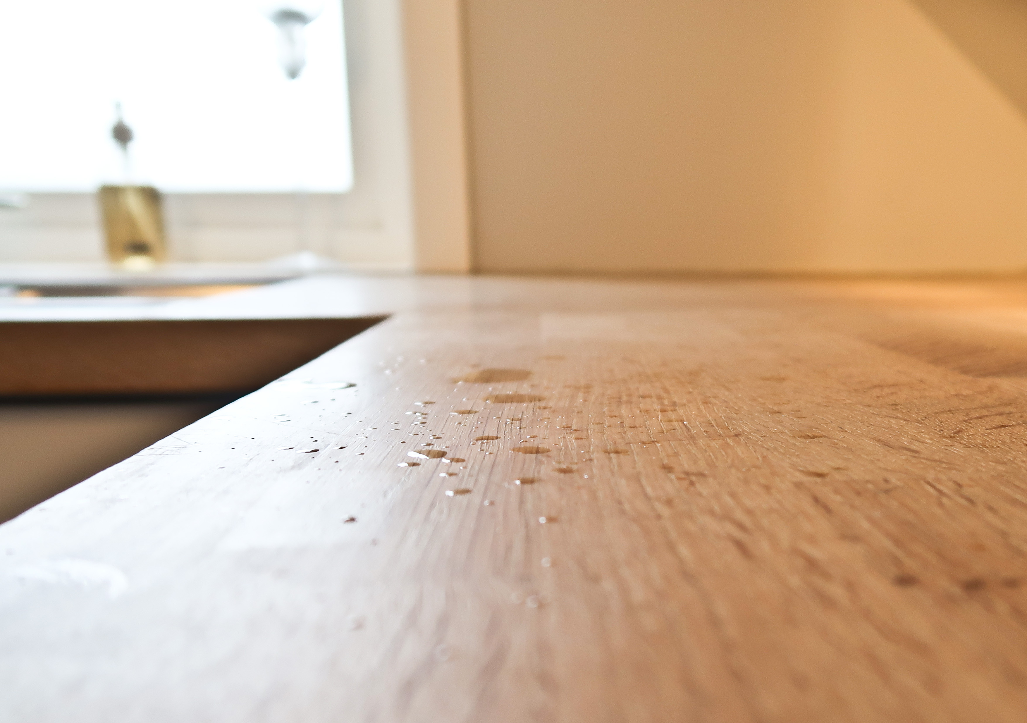 Dråpetesten benkeplate